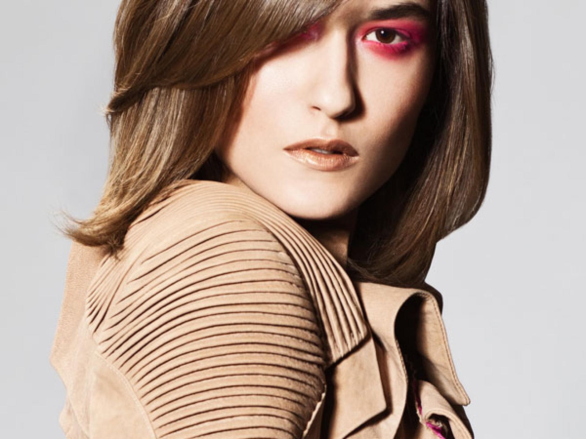 Trendfrisur für mittellange Haare