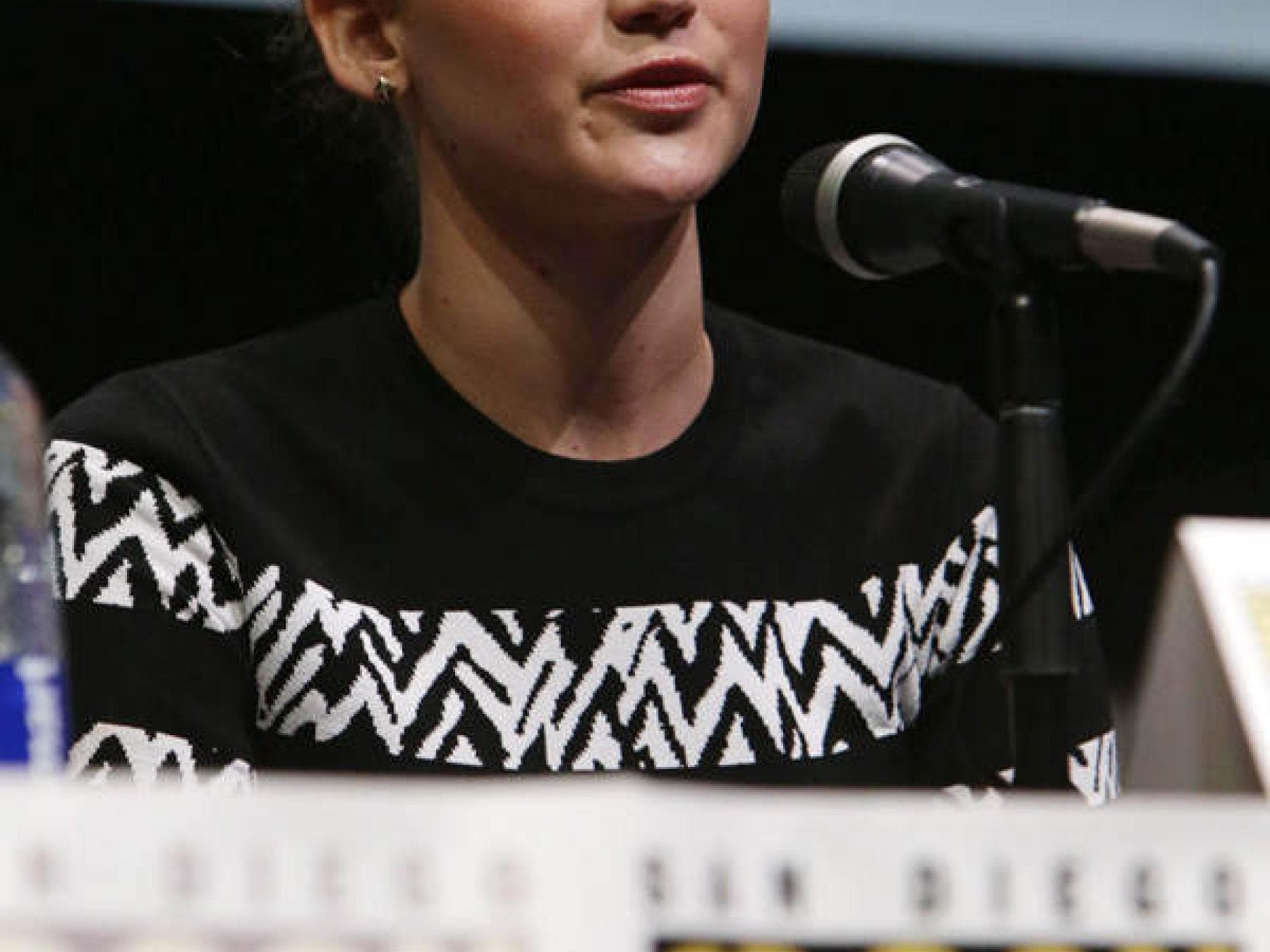 Comic Con 2013 - Jennifer Lawrence