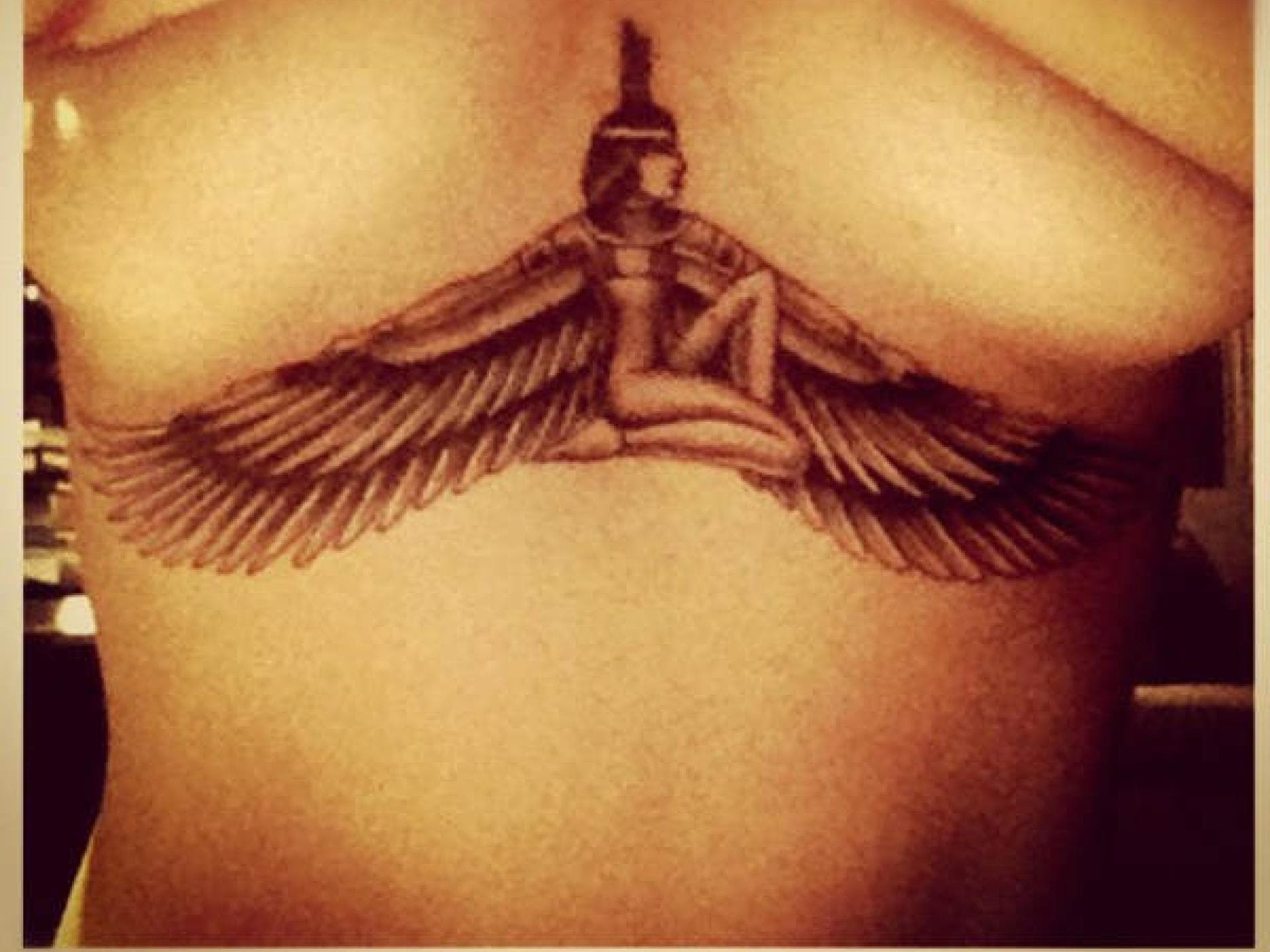 Rihanna: Isis-Tattoo