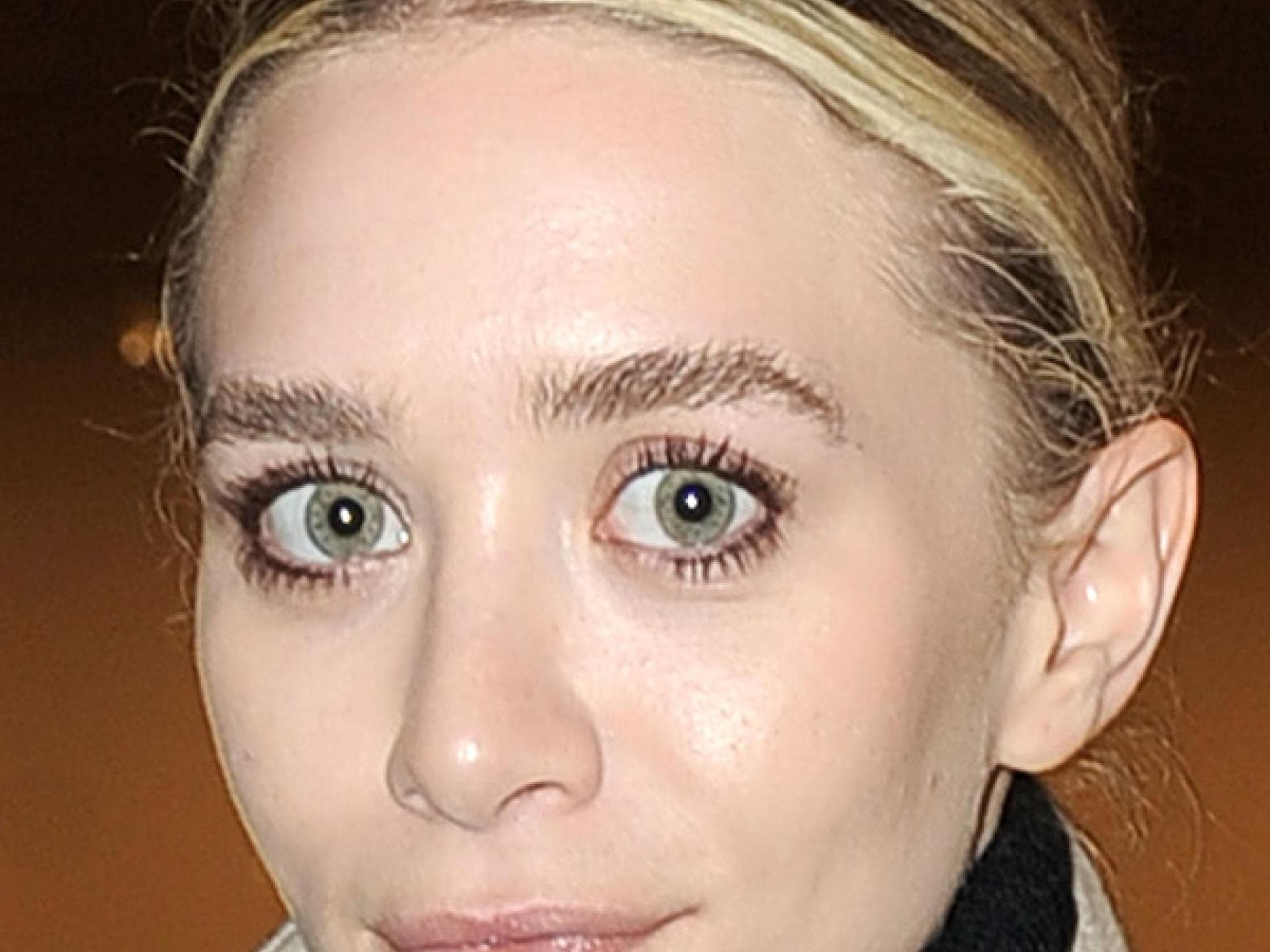 Ashley Olsen Augenbrauen