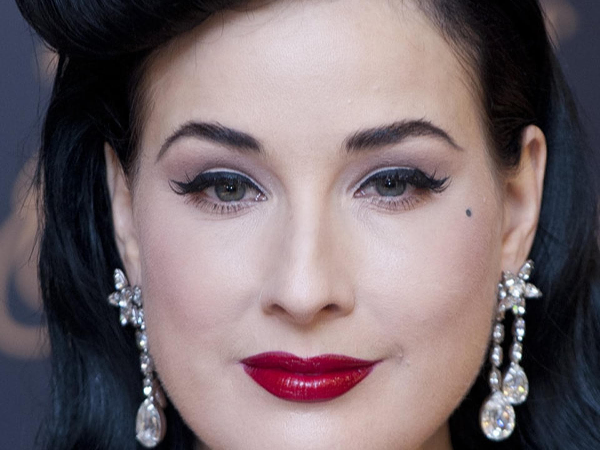 Dita von Teese Augenbrauen