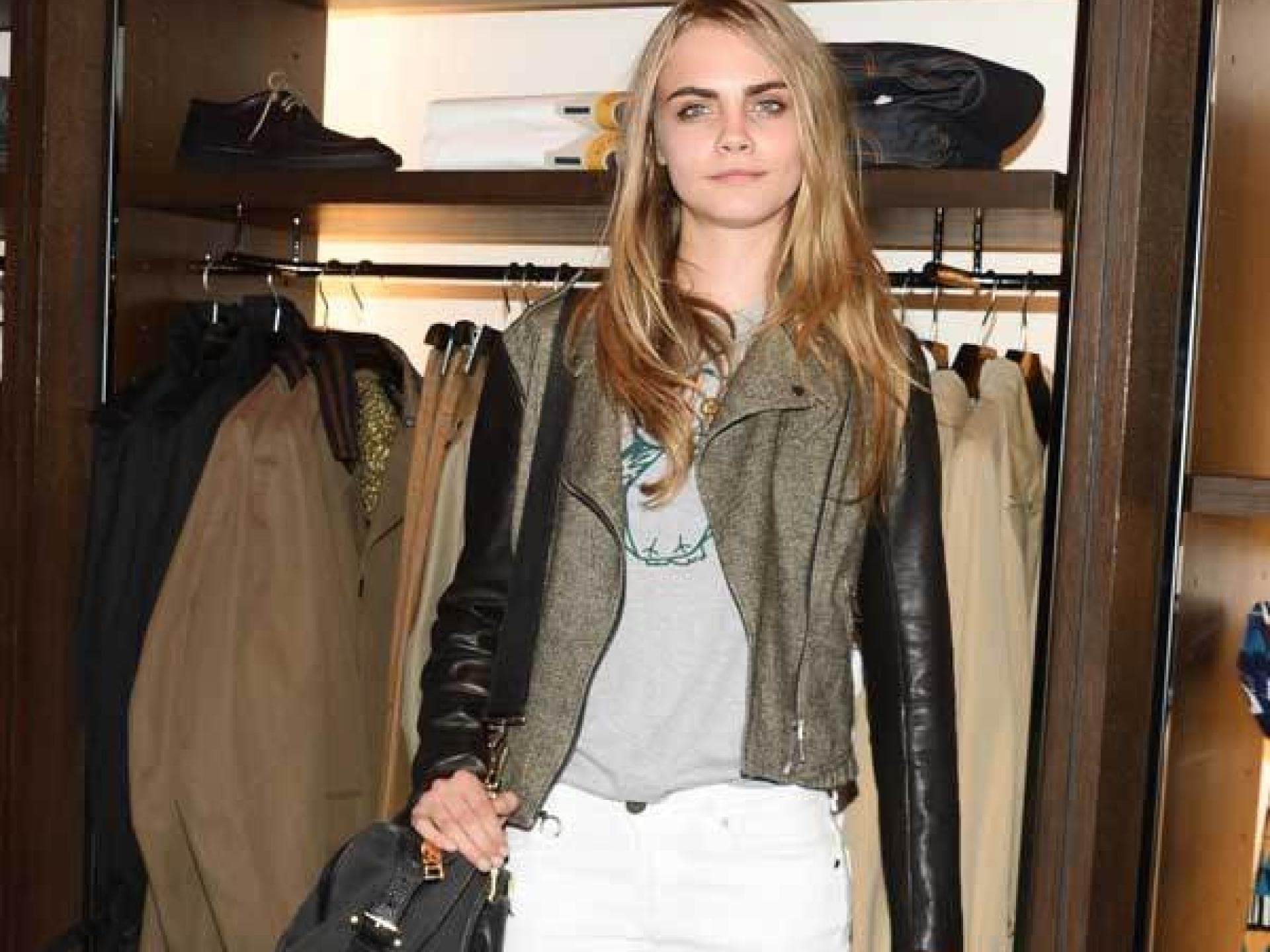 Cara Delevingne für Burberry