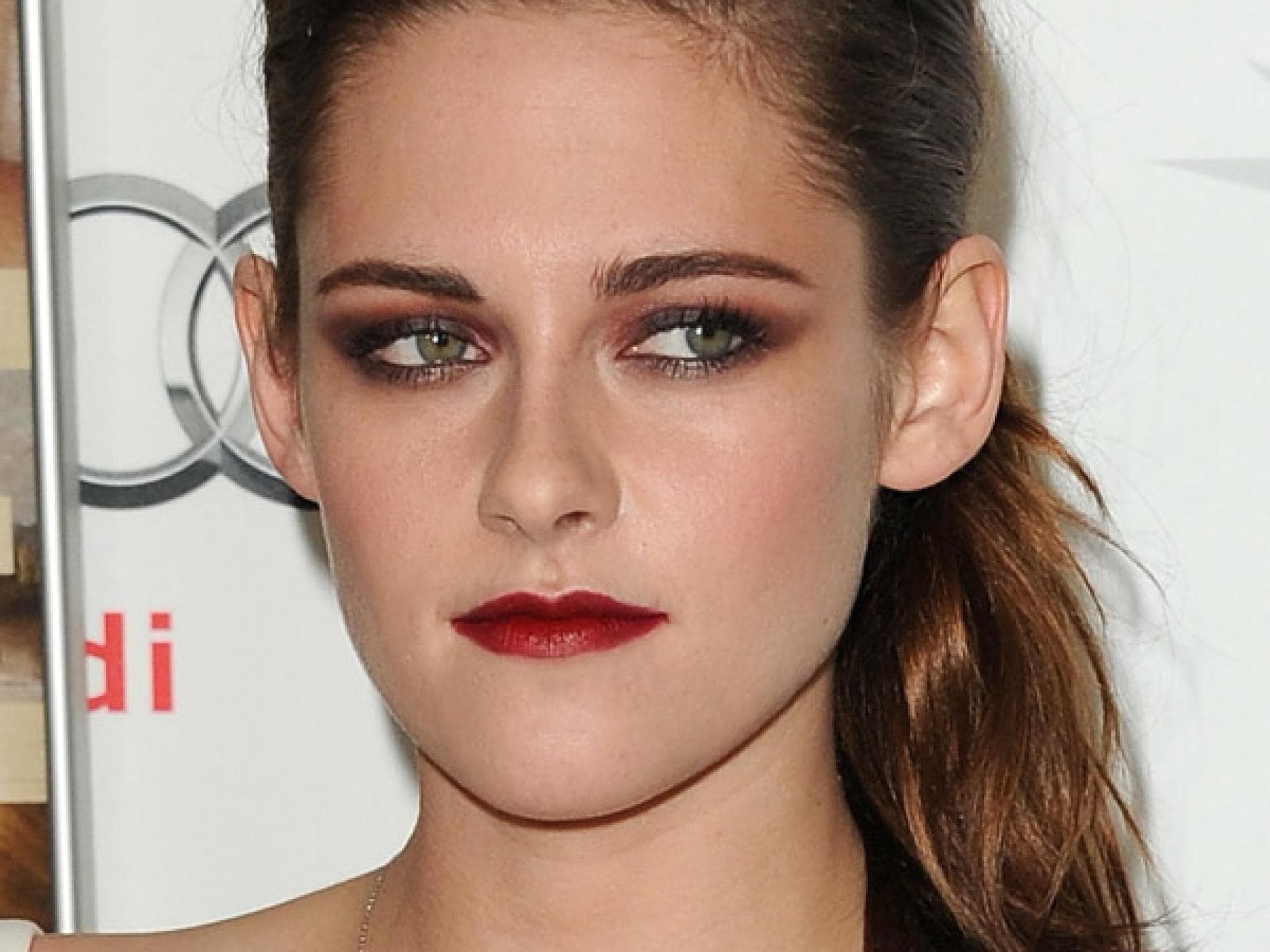 Mittellange Frisur von Kristen Stewart