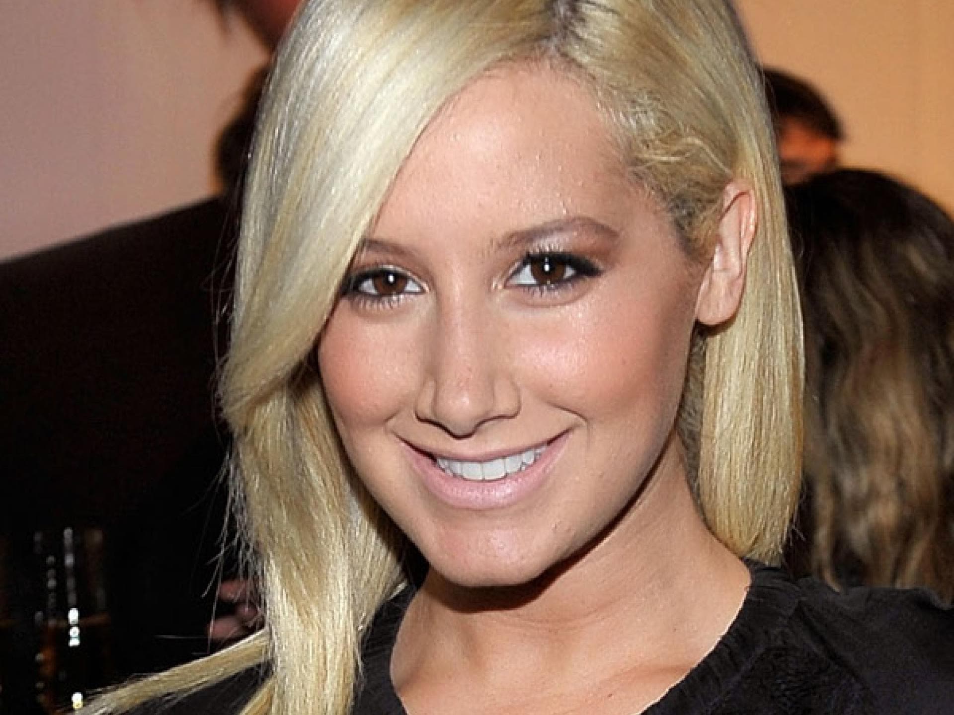 Mittellange Frisur von Ashley Tisdale