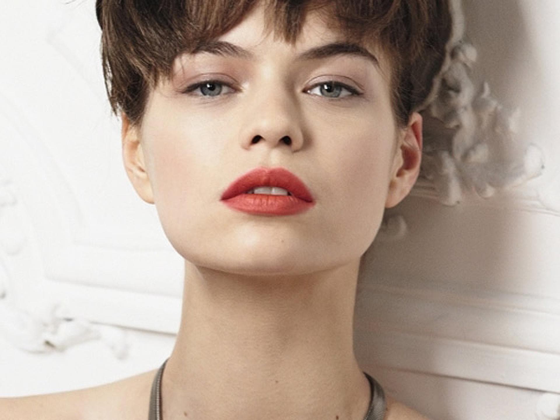 Kurzhaarschnitt mit Stufen