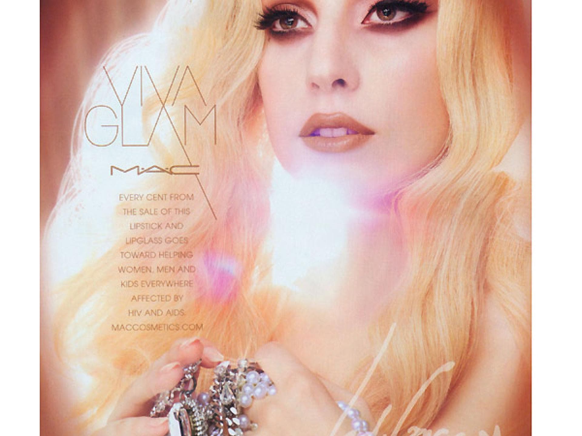 Lady Gaga wirbt für M.A.C