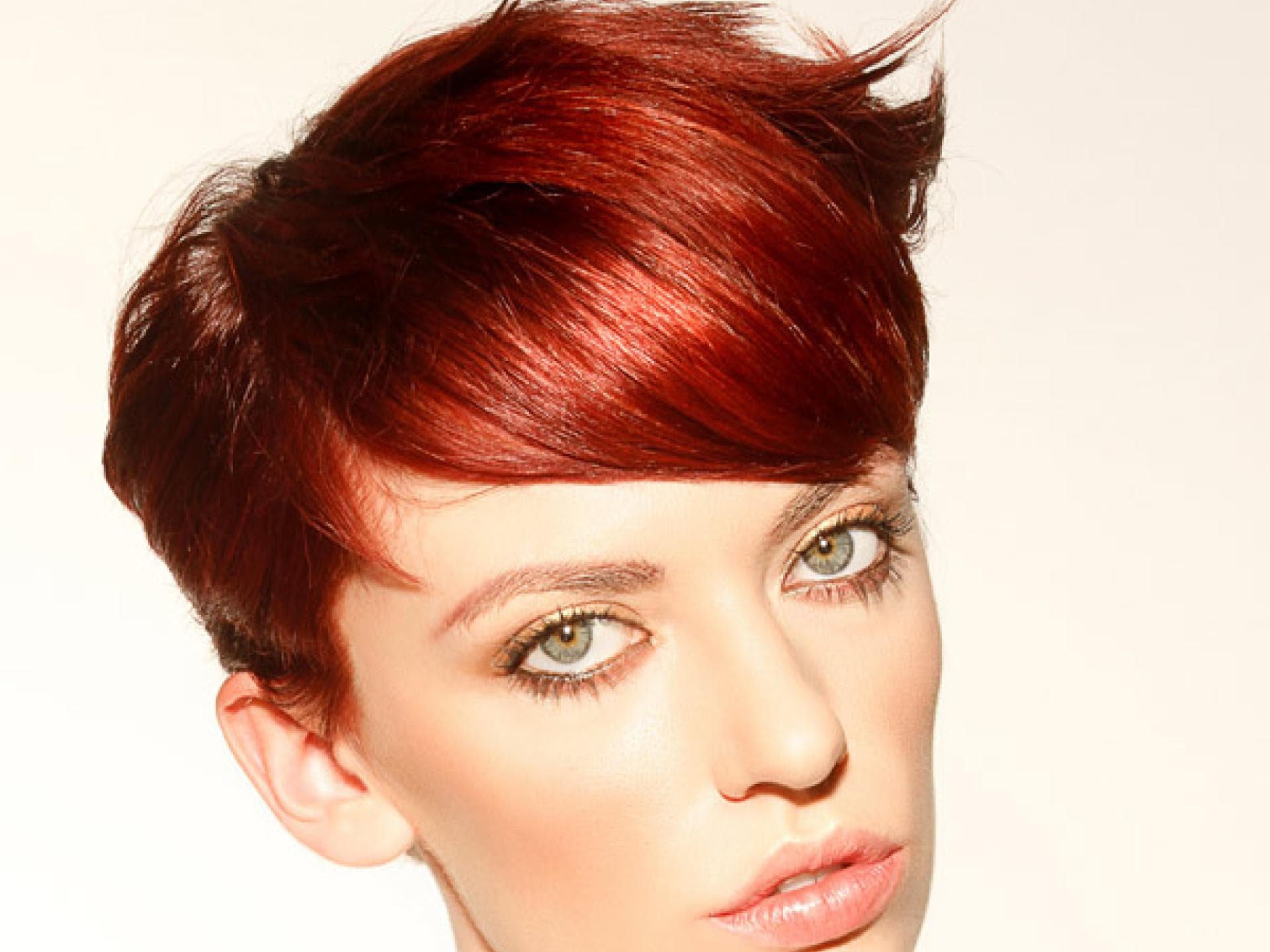 Krasse Schnitte und Farben