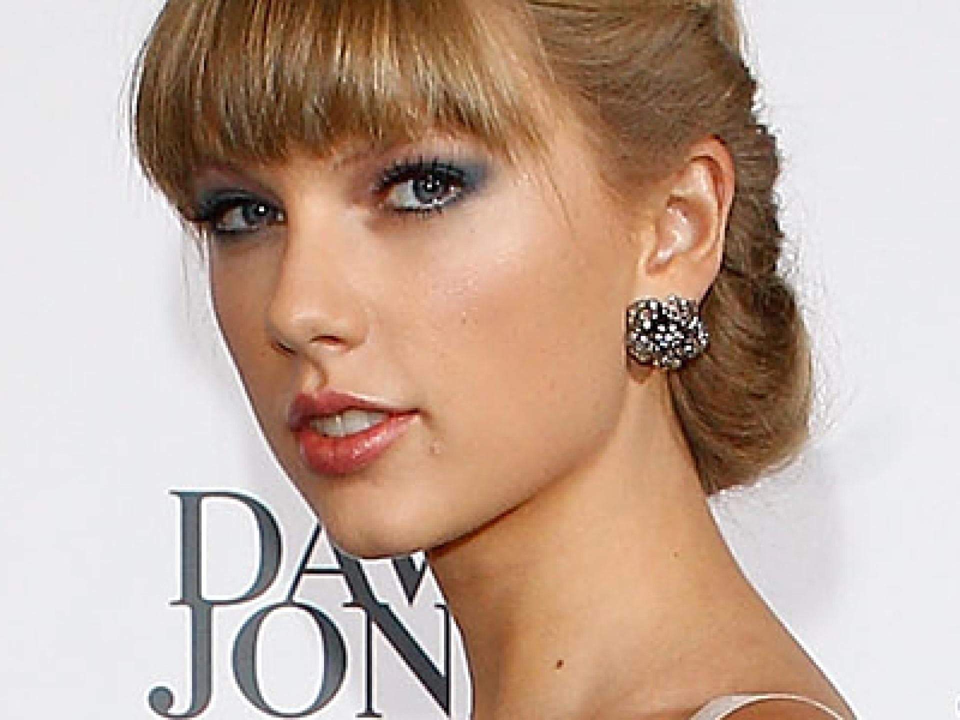 Taylor Swift mit Flechtfrisur