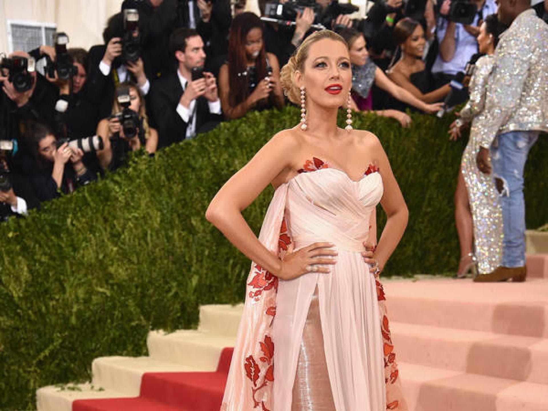 Blake Lively auf der Met Gala 2016 Blake Lively auf der Met Gala 2016