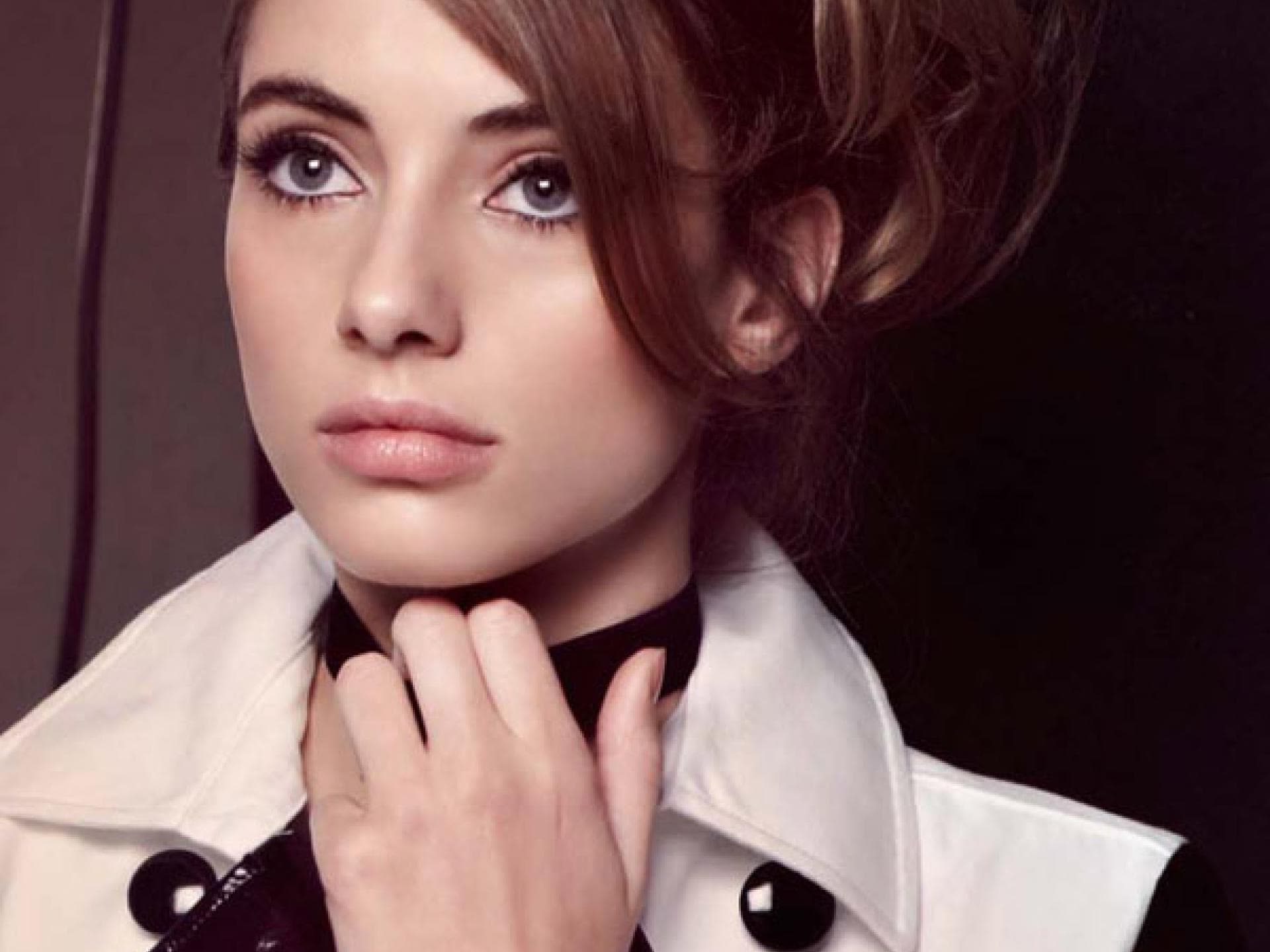 Glamouröse Hochsteckfrisur