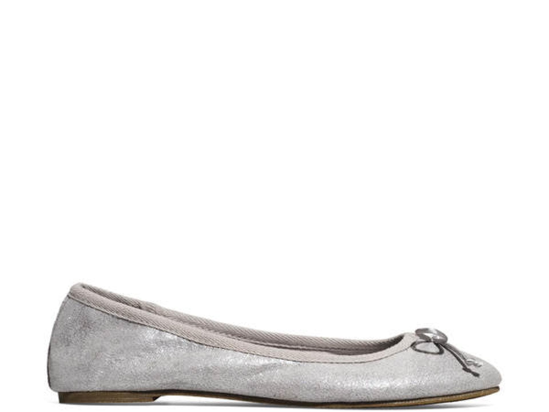 Silber-farbene Ballerinas von New Yorker