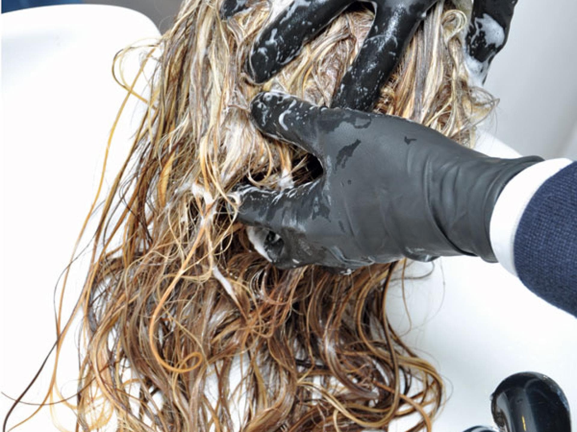 Haarpflege nach der Coloration