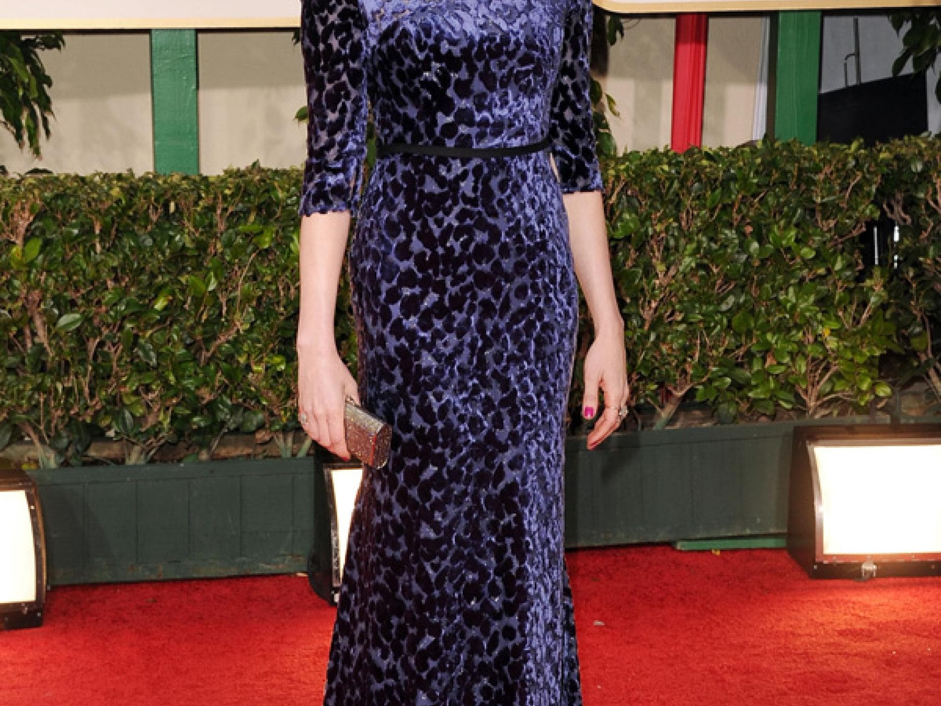 Michelle Williams im Samt-Kleid