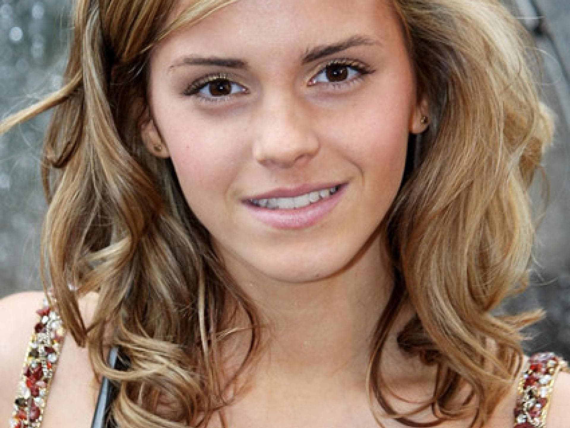 Emma Watson mädchenhaft