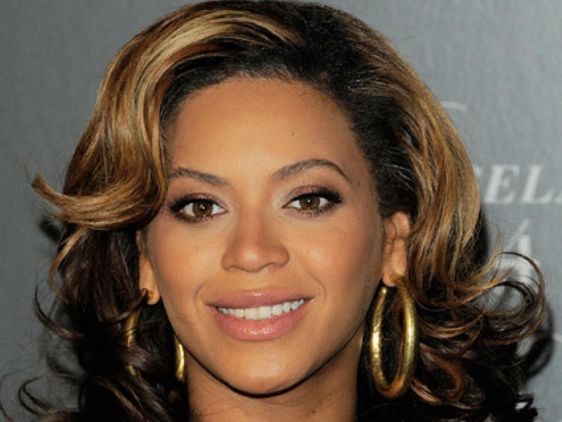 Beyoncé Knowles mit Diva-Frisur