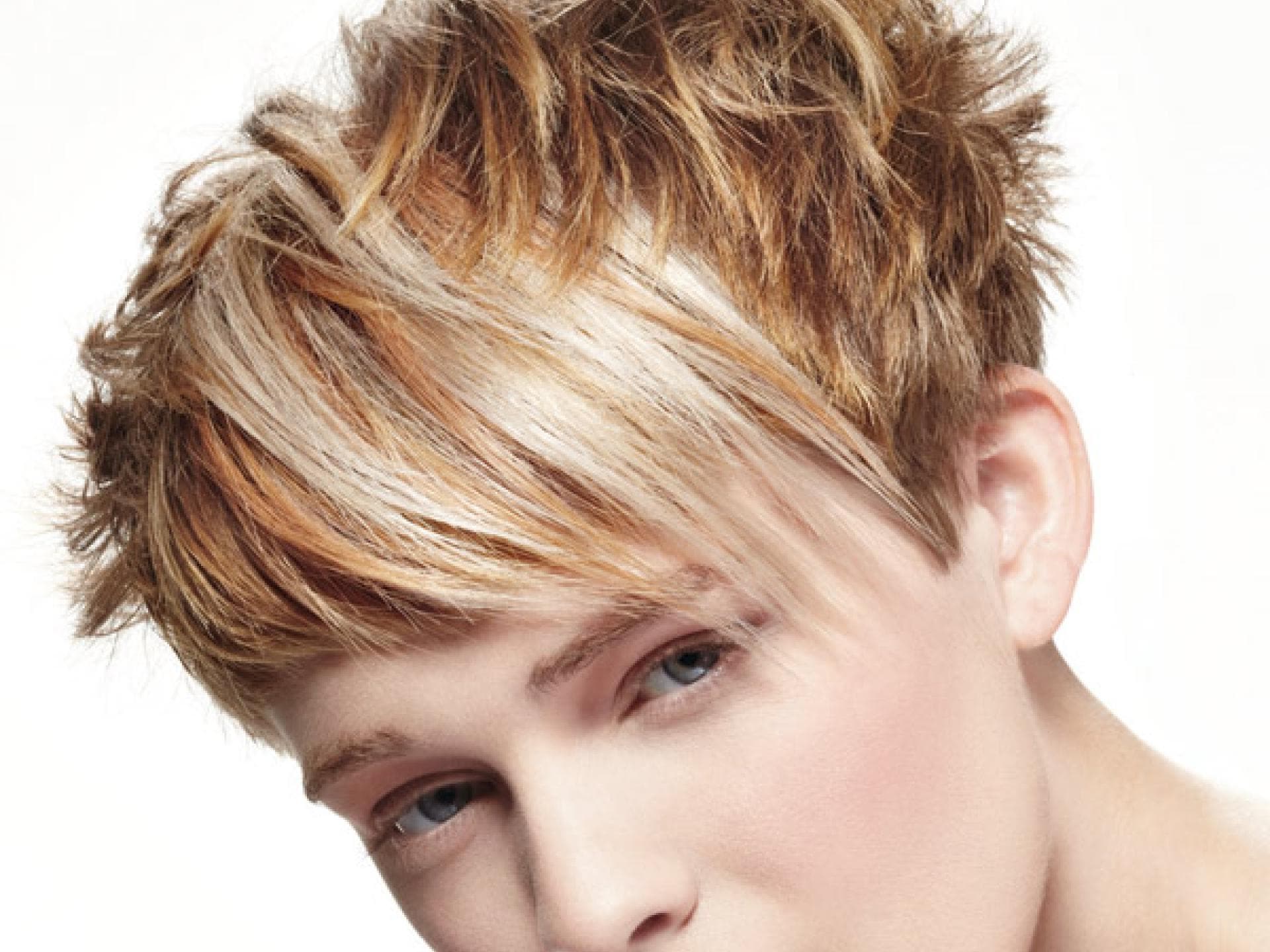 Coole Frisur für kurze Haare