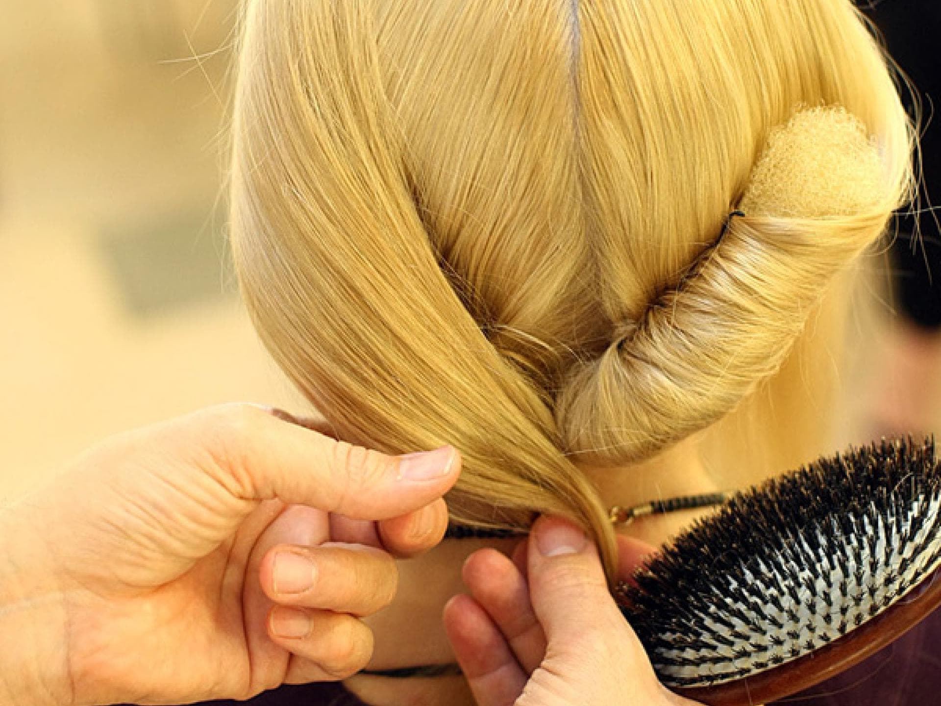 Step 5: Haare feststecken