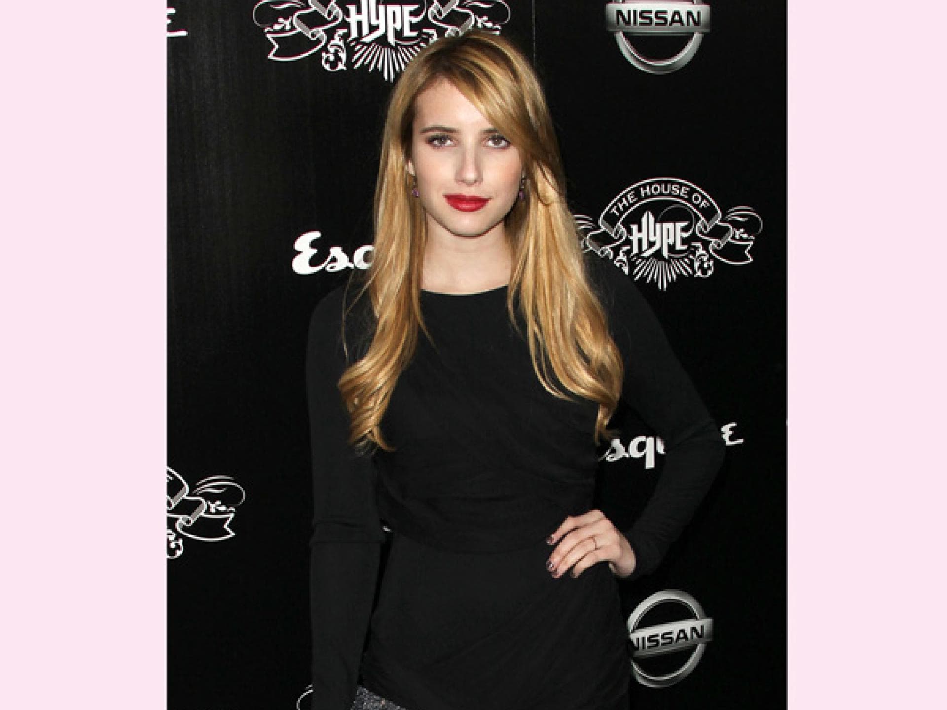 Emma Roberts ganz in Schwarz Emma Roberts ganz in Schwarz