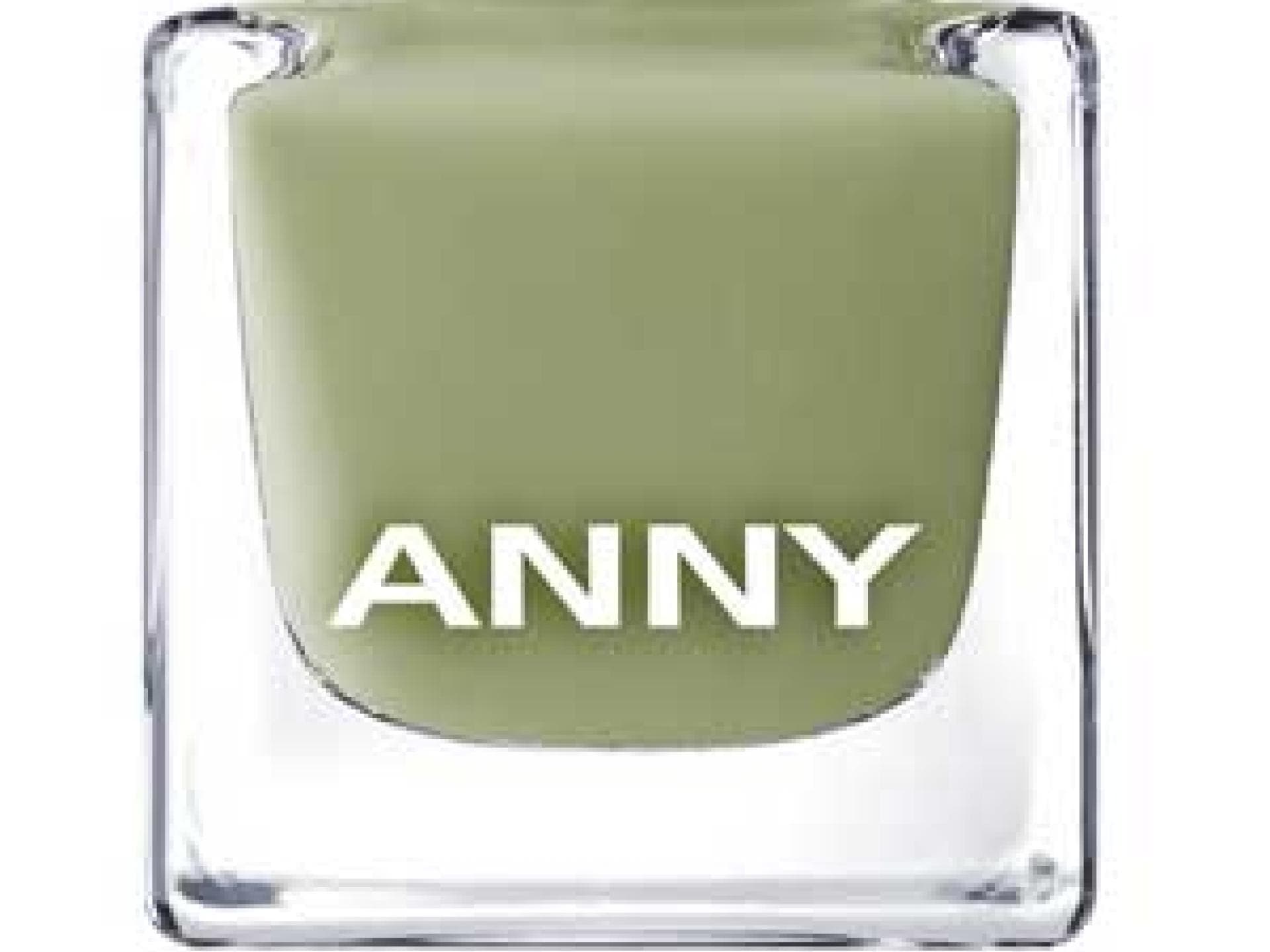 Nagellack in sanftem Grün