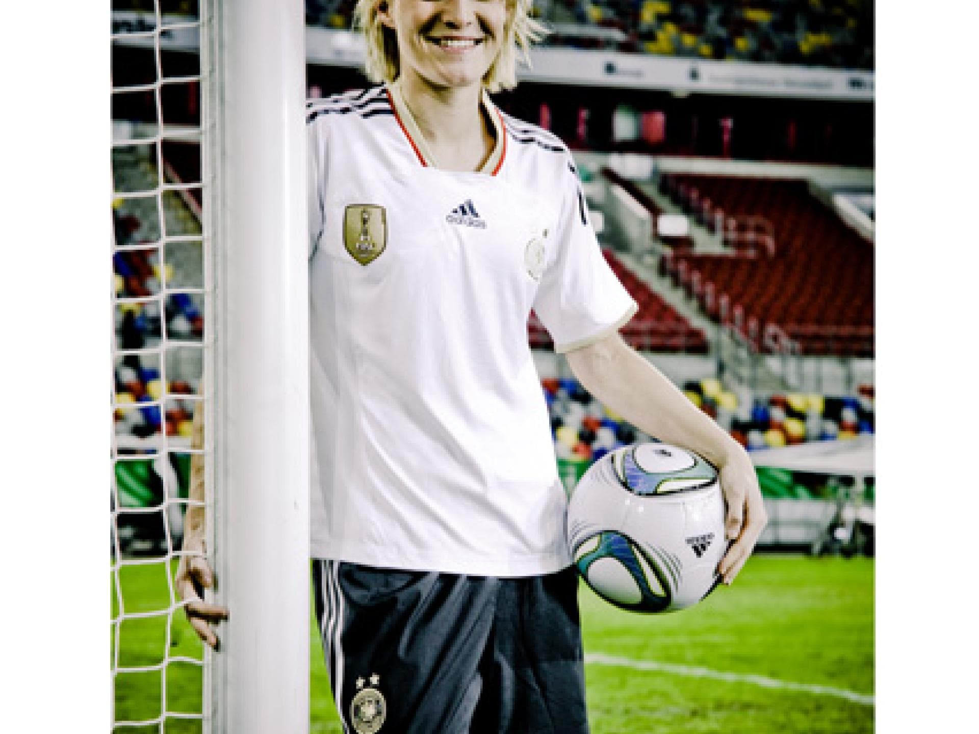 Saskia Bartusiak Saskia Bartusiak