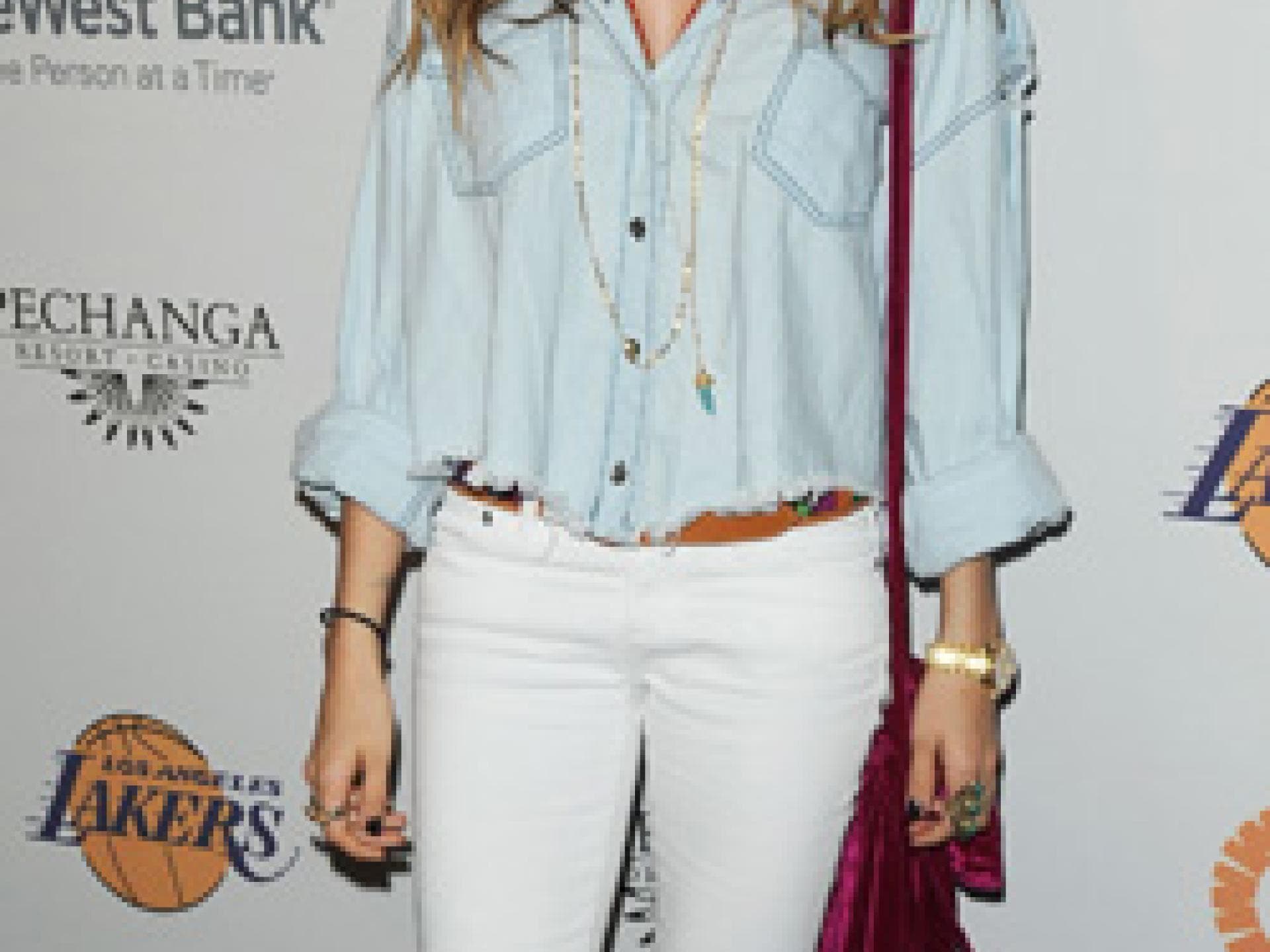 Denim-Girl: Ashley Tisdale