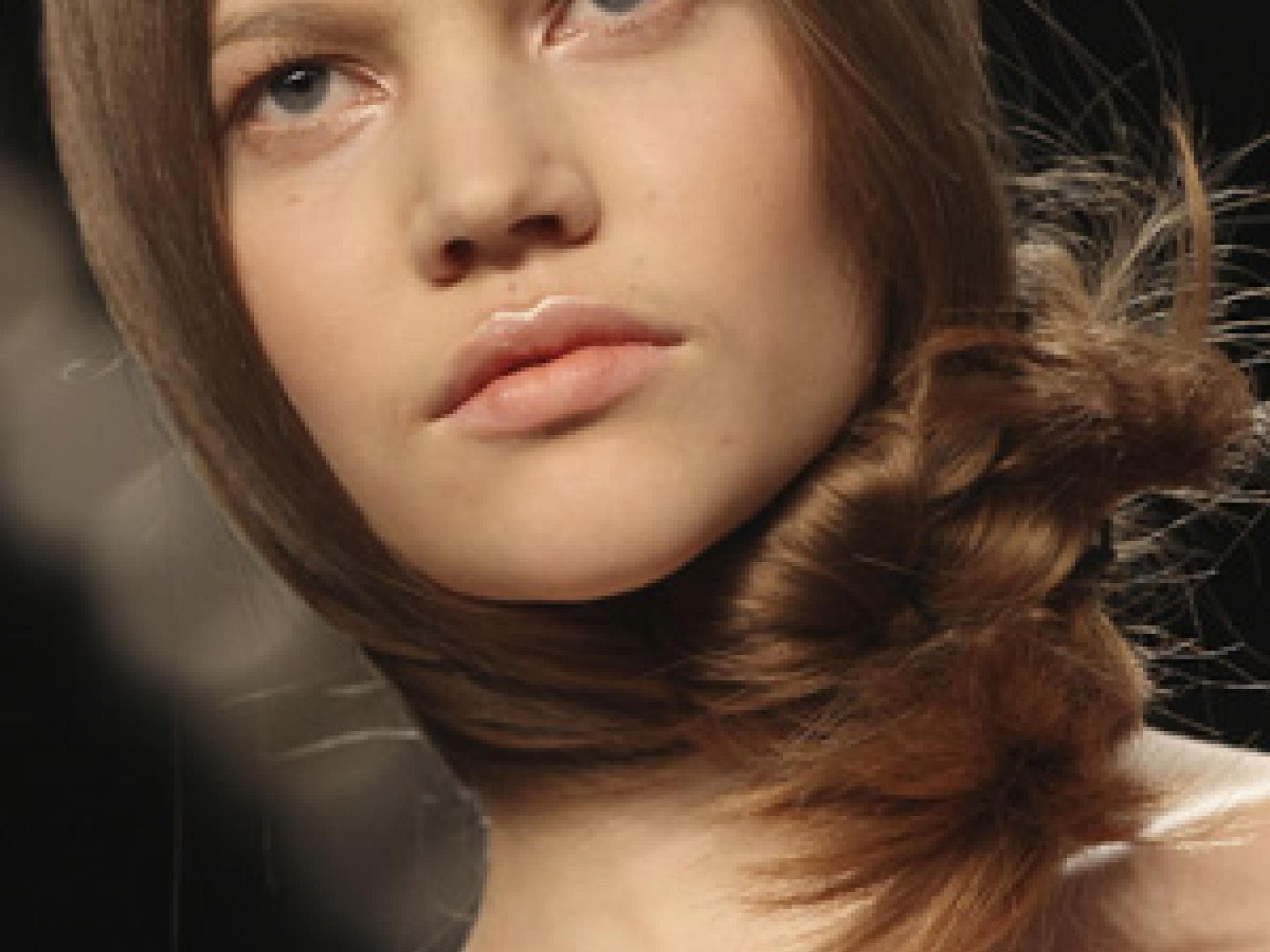 Spezieller Haartrend bei Dawid Tomaszewski