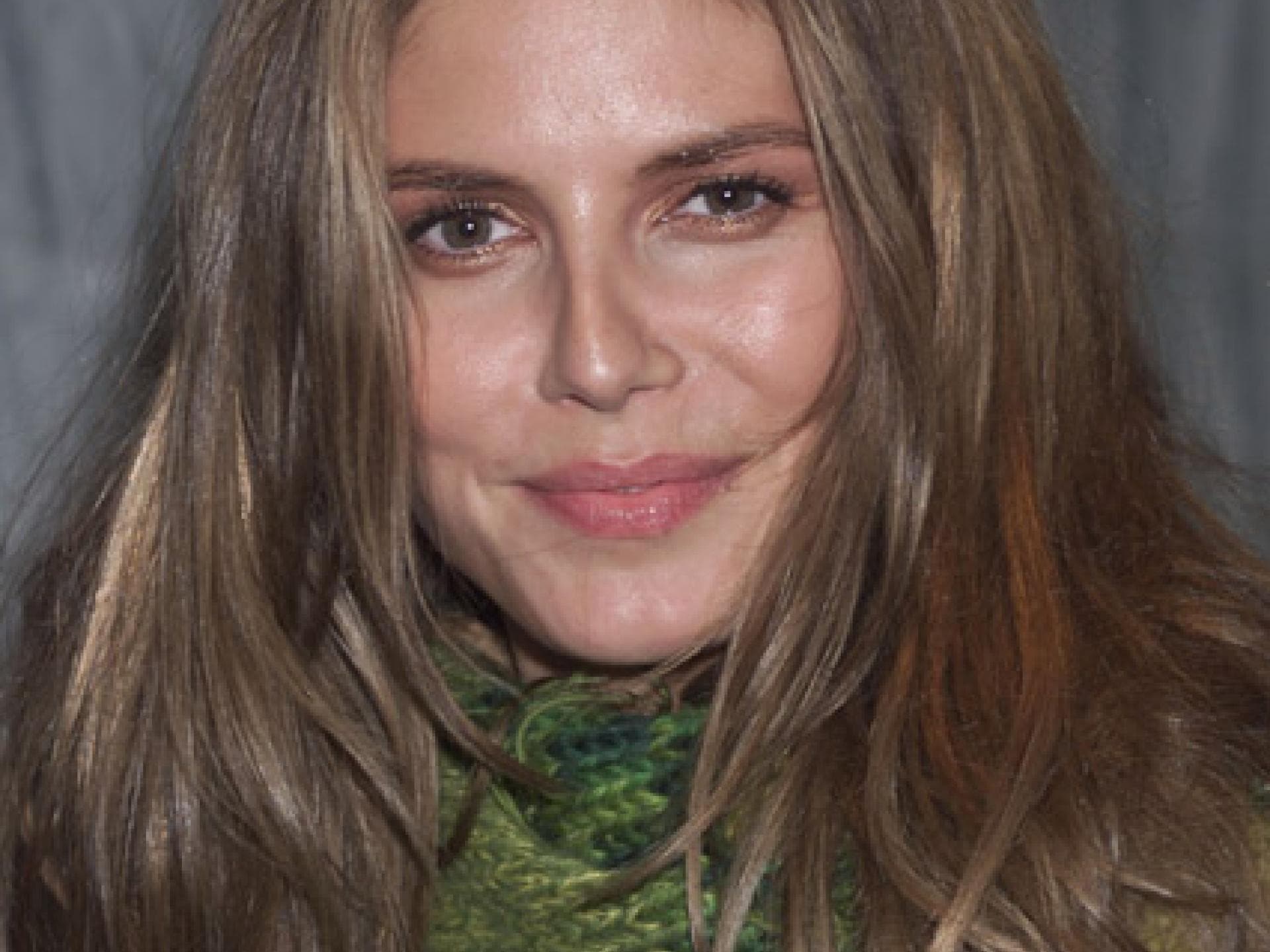 Heidi Klum ganz natürlich