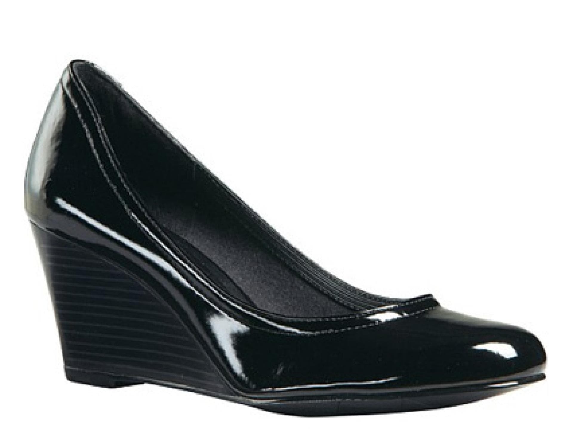 Lackschuh mit Keilabsatz