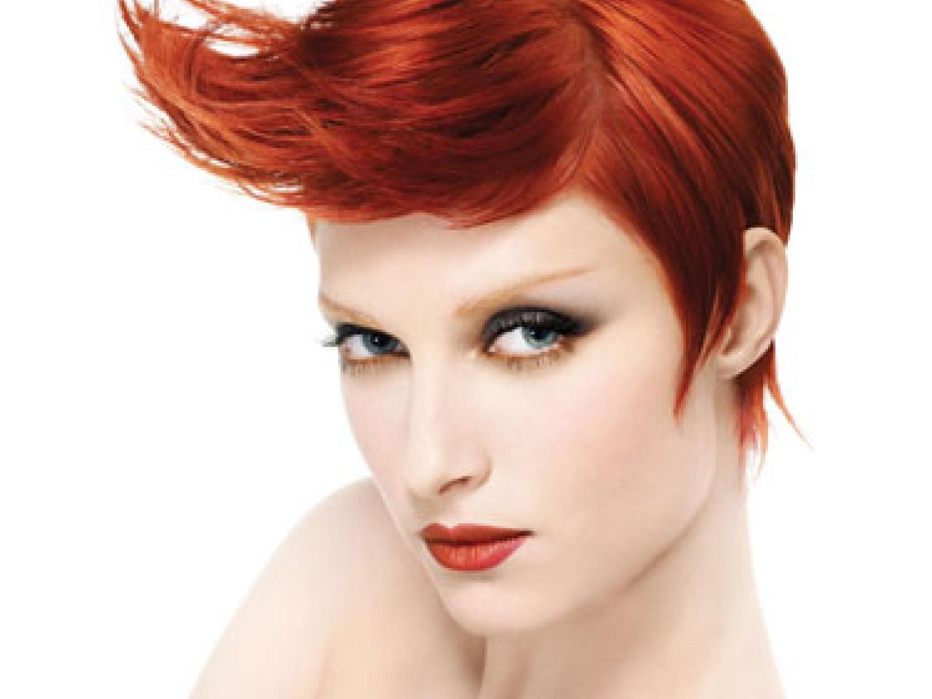 Extravagante Kurzhaarfrisur in Rot