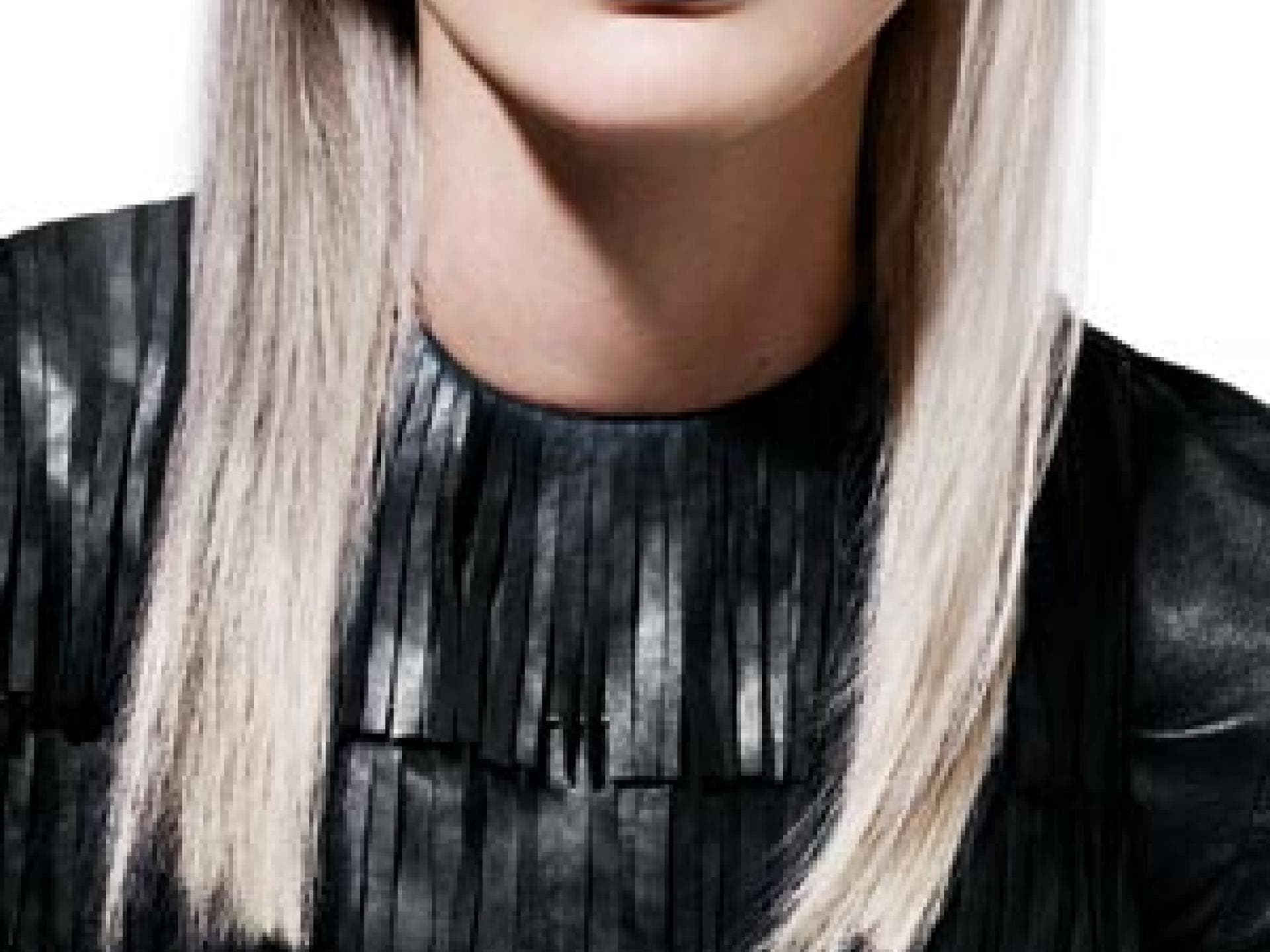 Blaue Lippen schminken