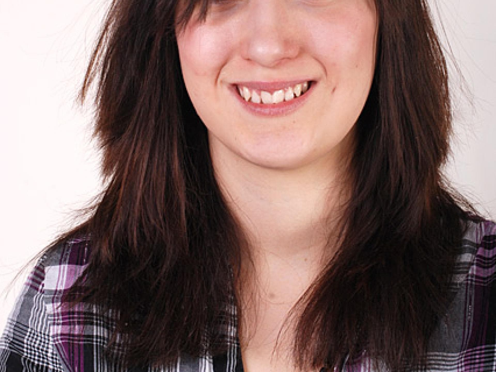 Gesichtsausdruck: falsches Lachen Gesichtsausdruck: falsches Lachen