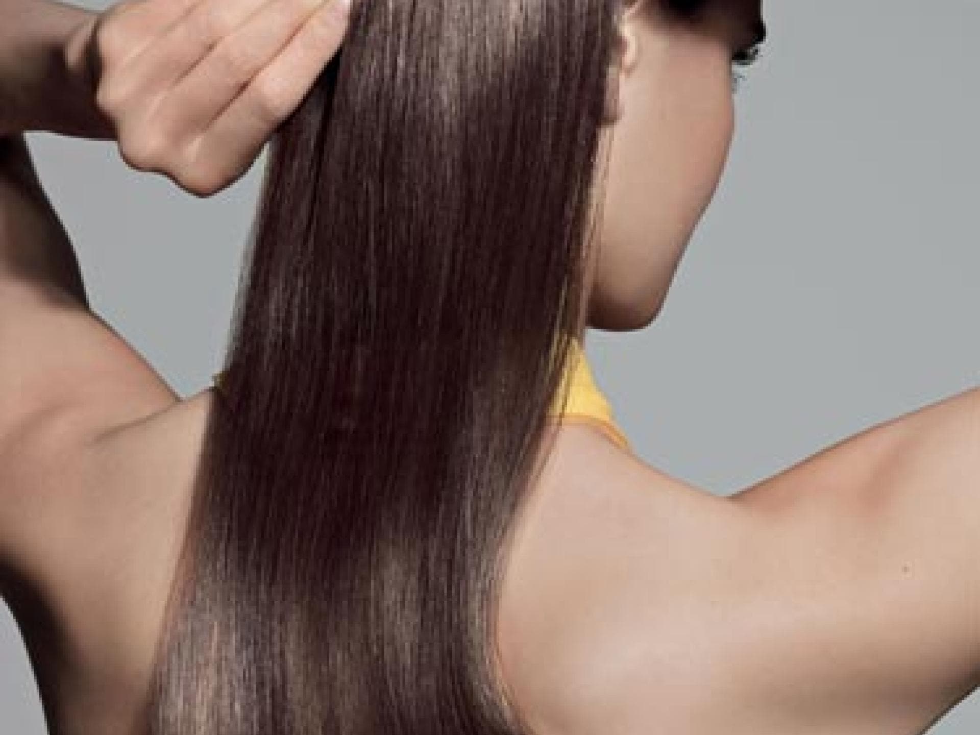 Step 1: Ein oder mehrere Haarteile feststecken