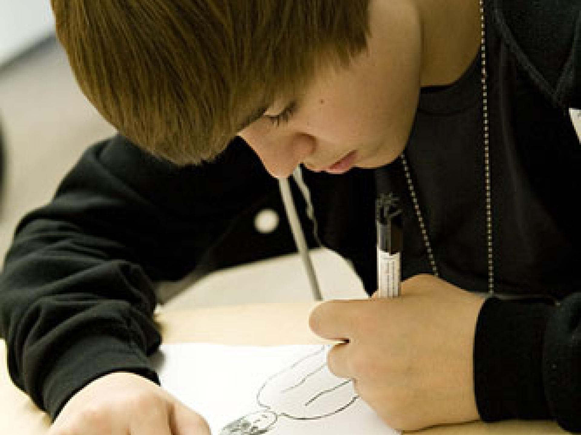 Justin Bieber malt Selbstportrait