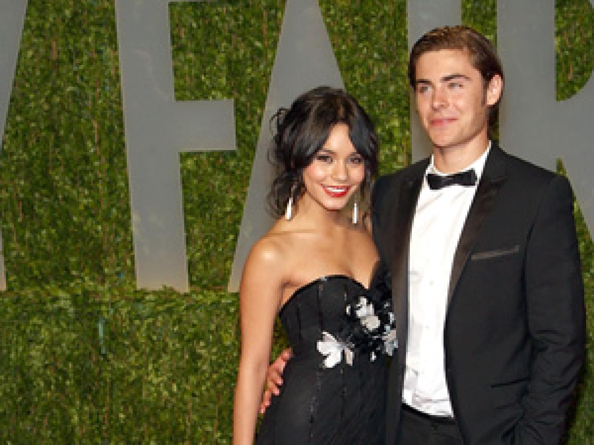 Zac Efron & Vanessa Hudgens Oscar 2009
