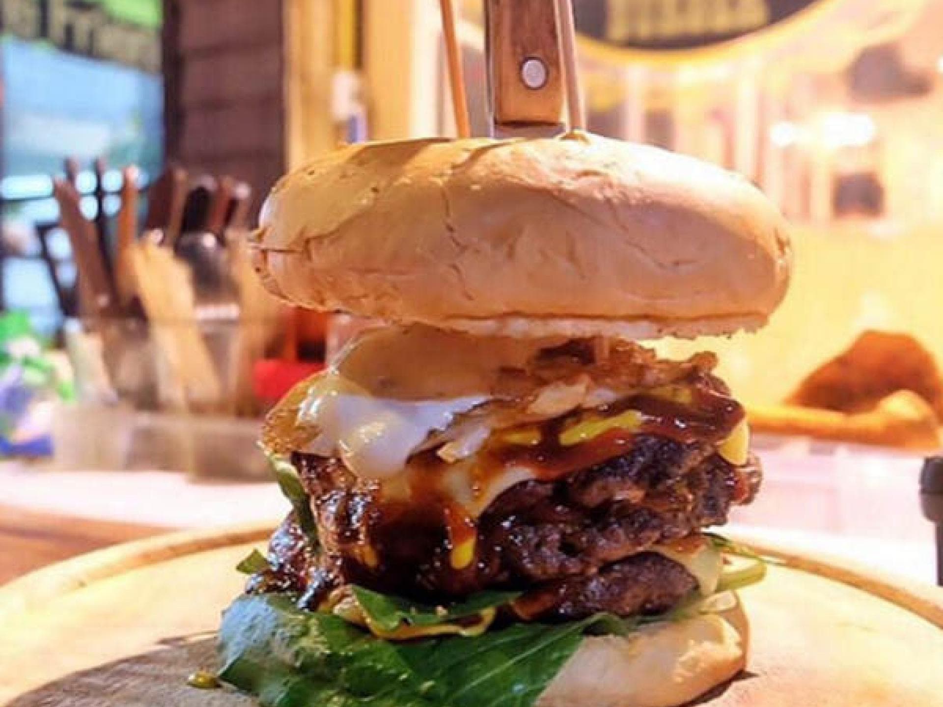 Burger: Jeder Laden hat welche!