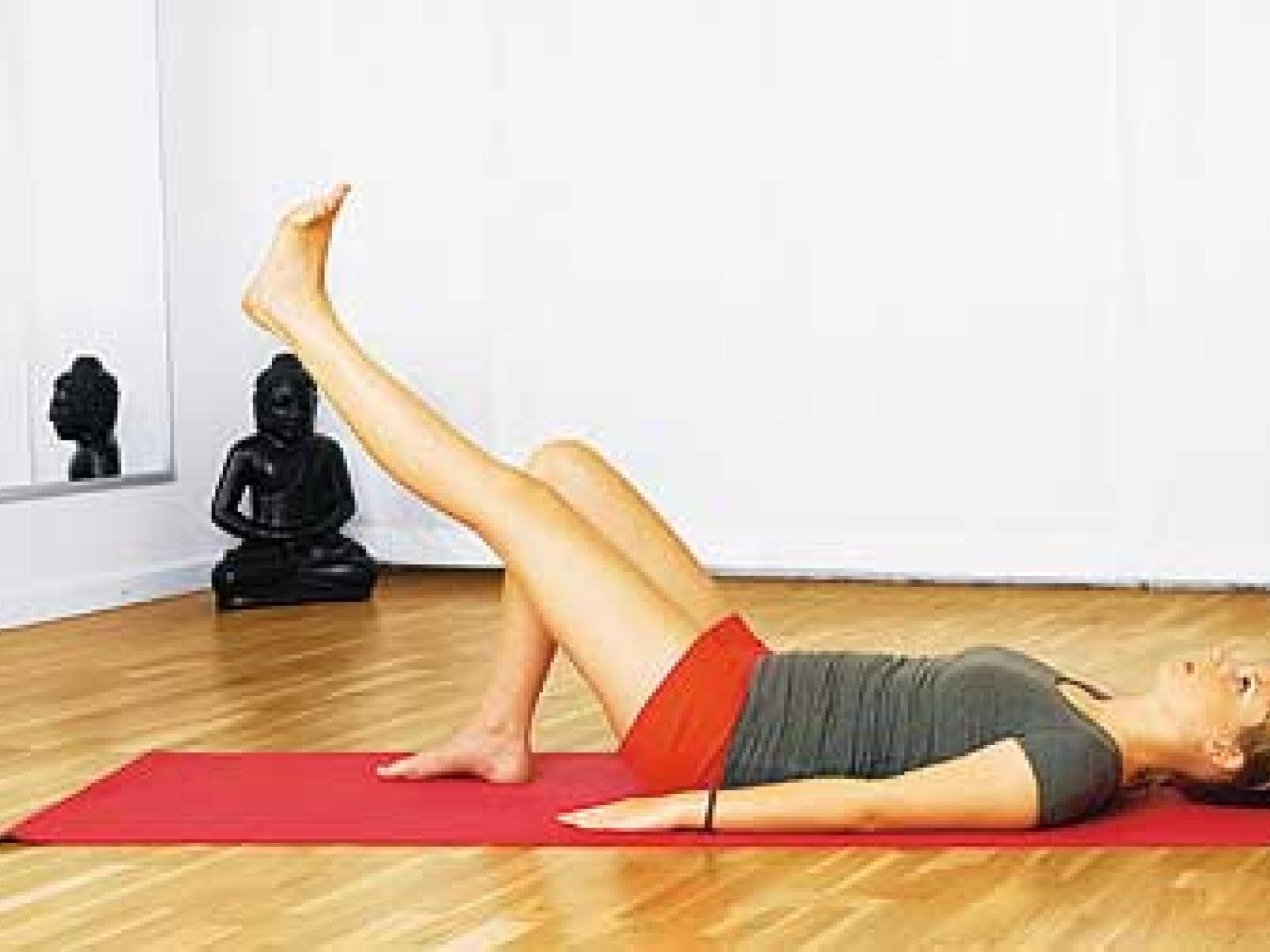 Beinübung im Liegen