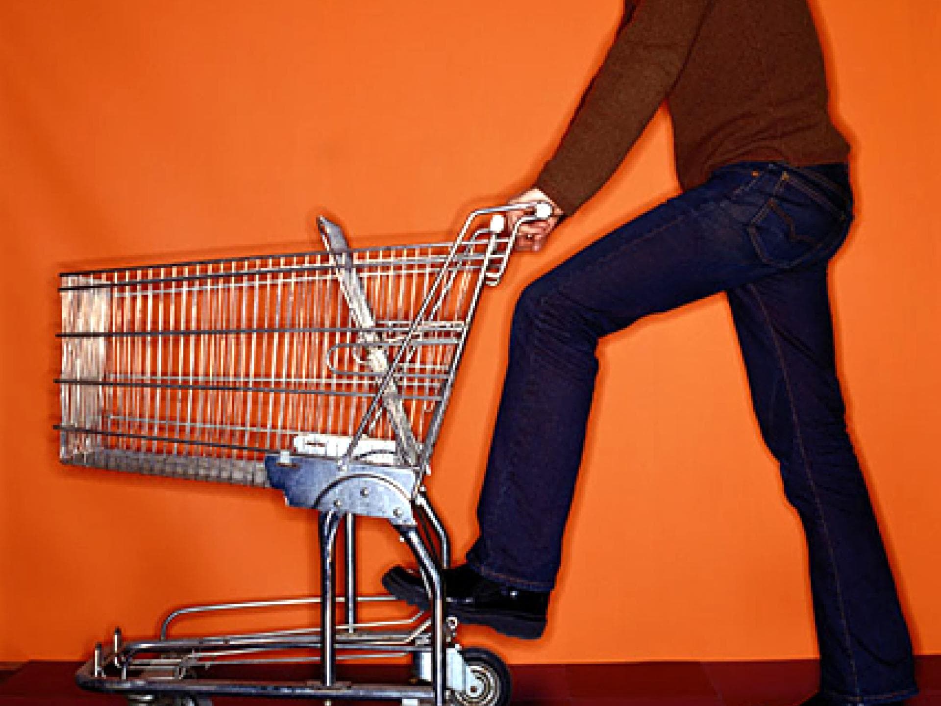 Jungs & Einkaufswägen