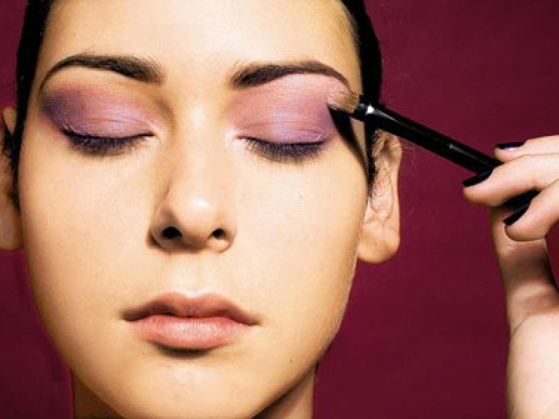 Rosa Lidschatten für das Oberlid Rosa Lidschatten für das Oberlid