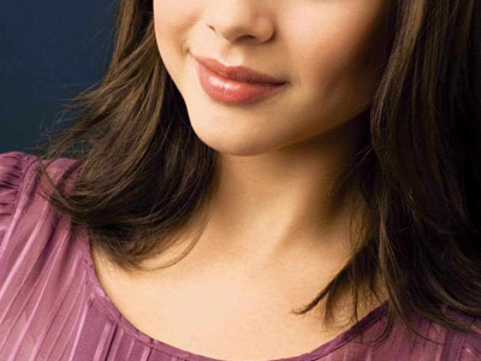 Make-up in Aubergine und Weinrot