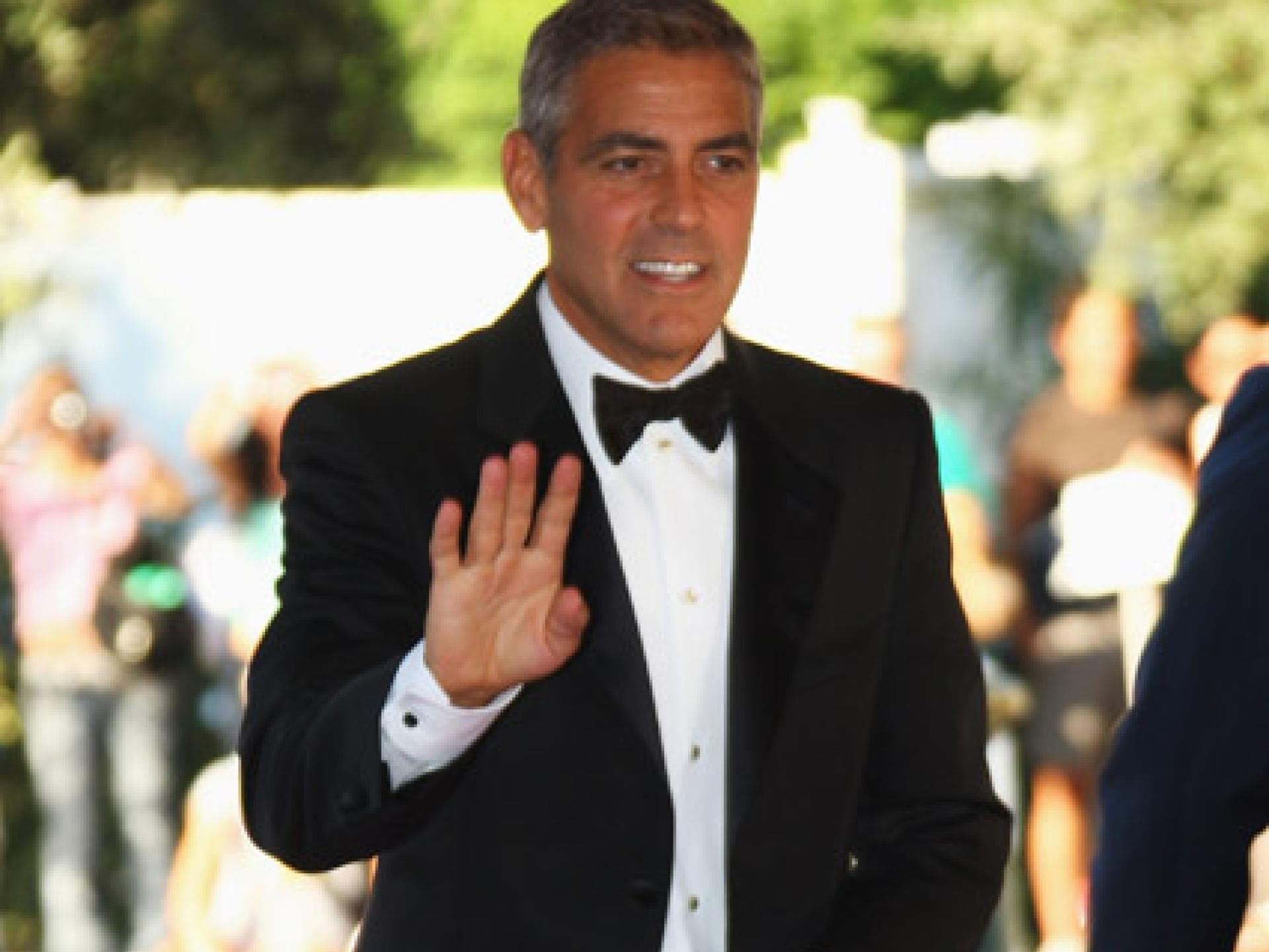 George Clooney setzt auf Hybridautos