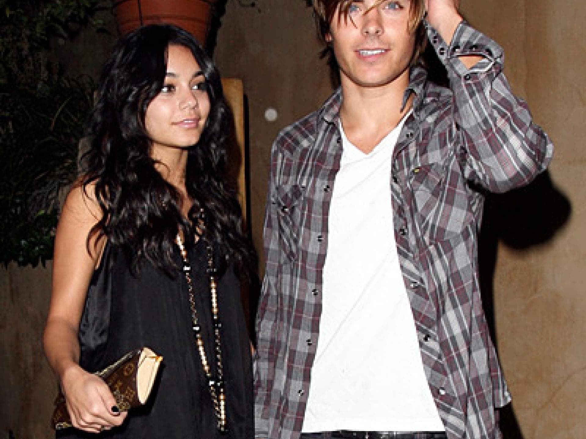 Zac und Vanessa ganz leger