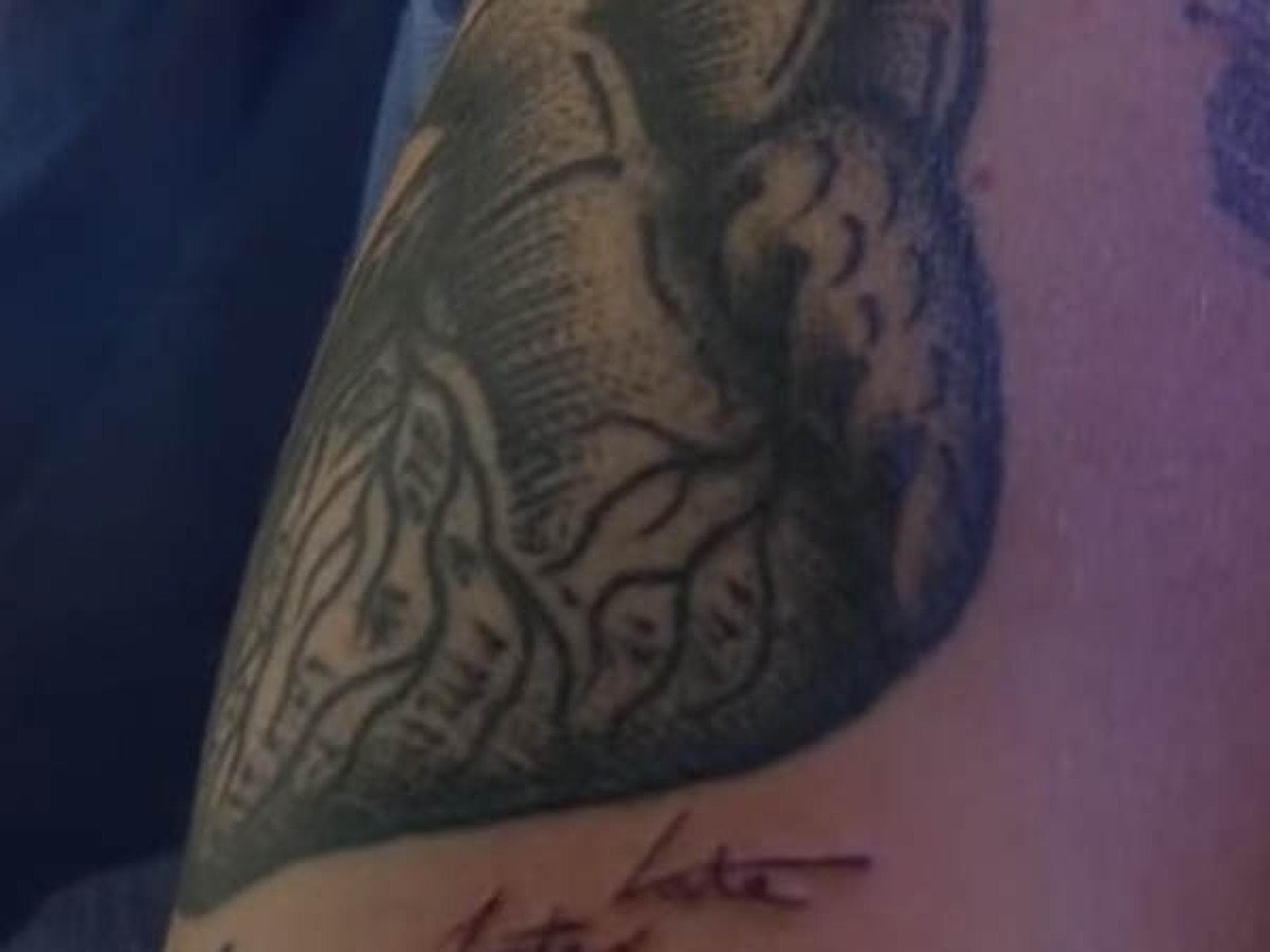 Harry Styles: "Late Late"-Tattoo Harry Styles: "Late Late"-Tattoo