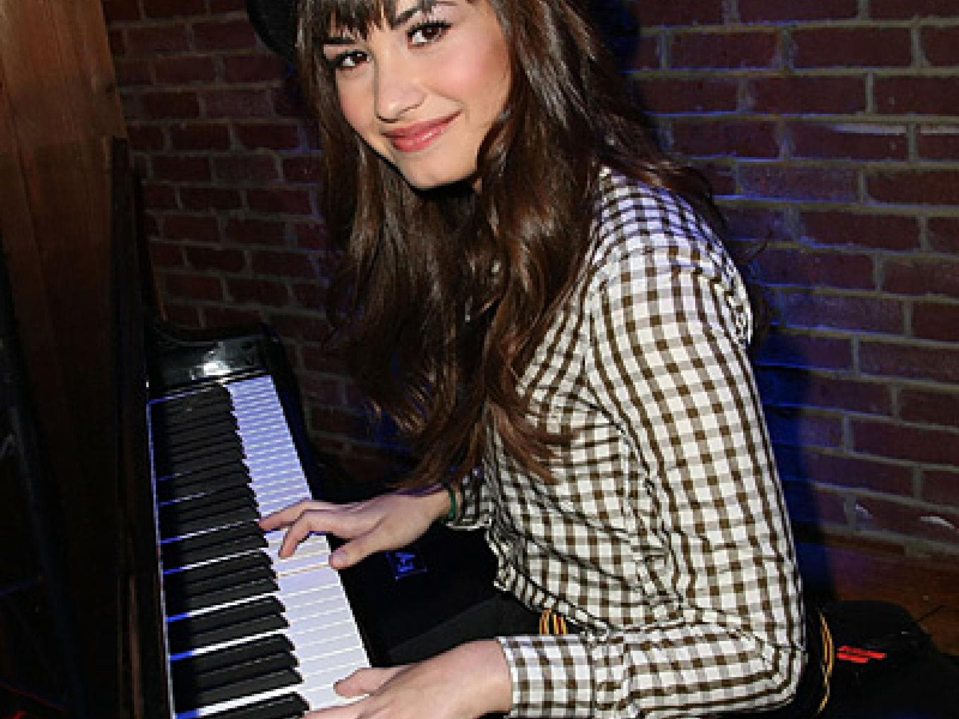 demi lovato der star aus camp rock