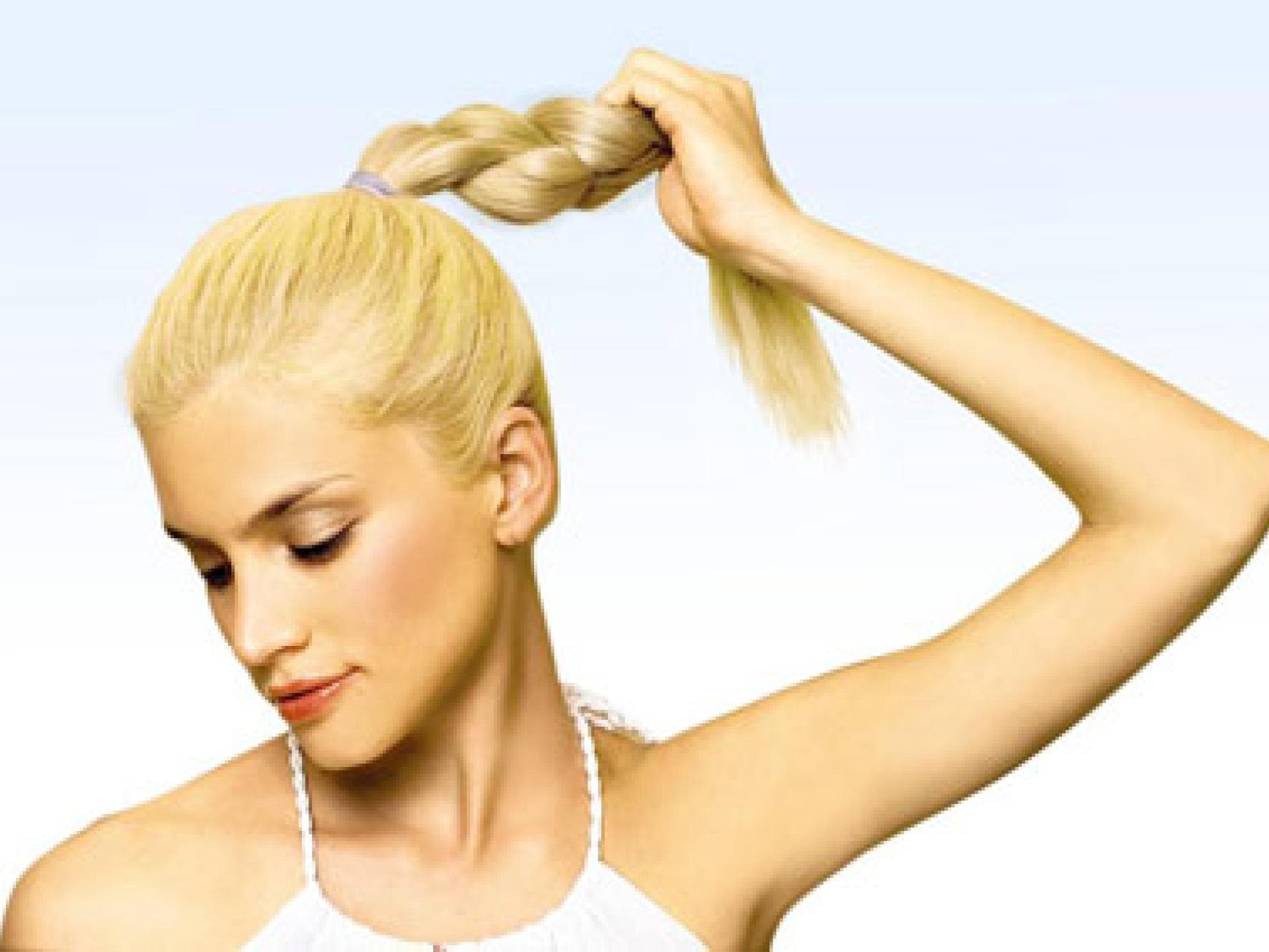 Trendfrisur hochgebundener Zopf