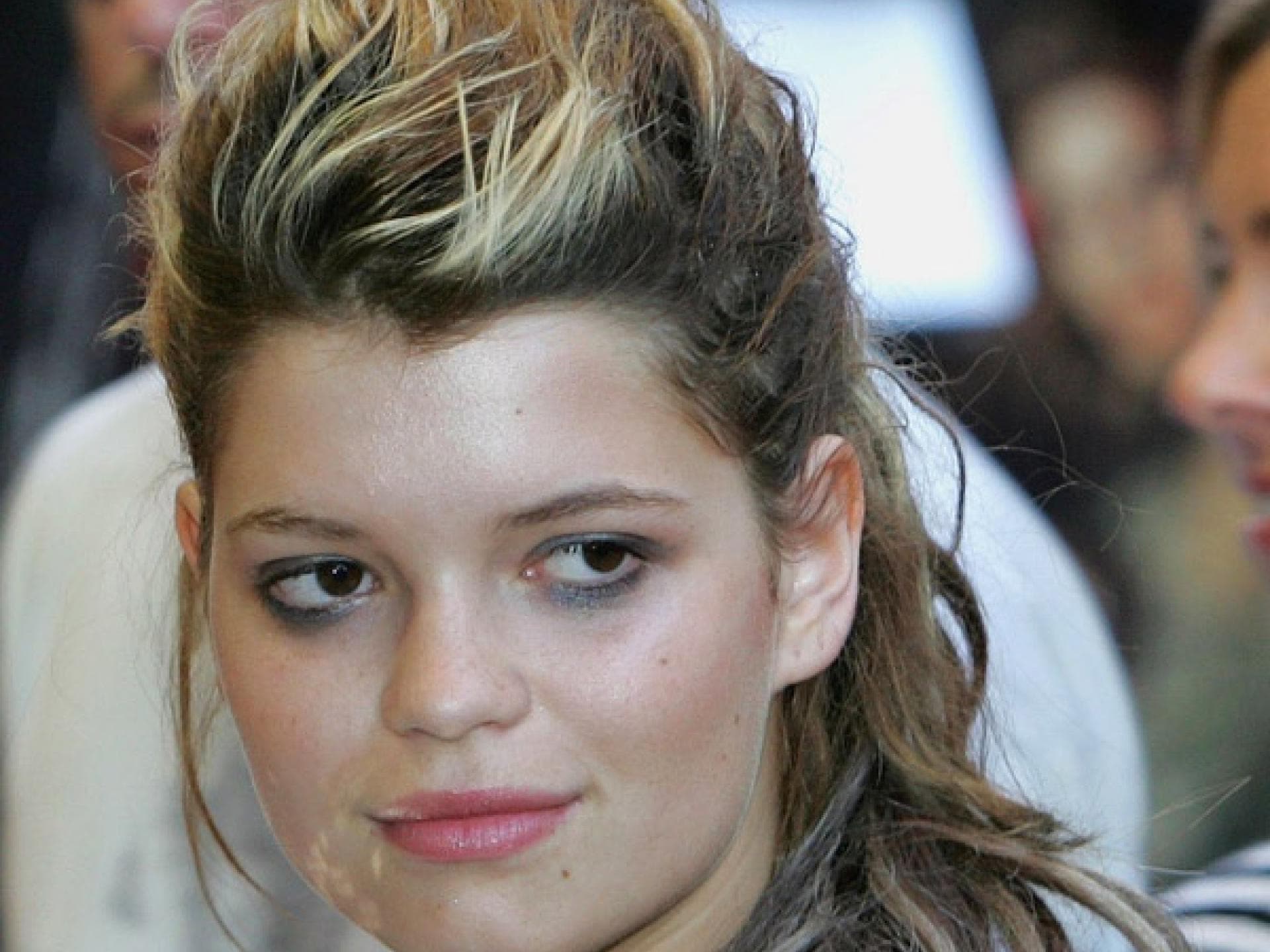 Pixie Geldof mit langen Haaren