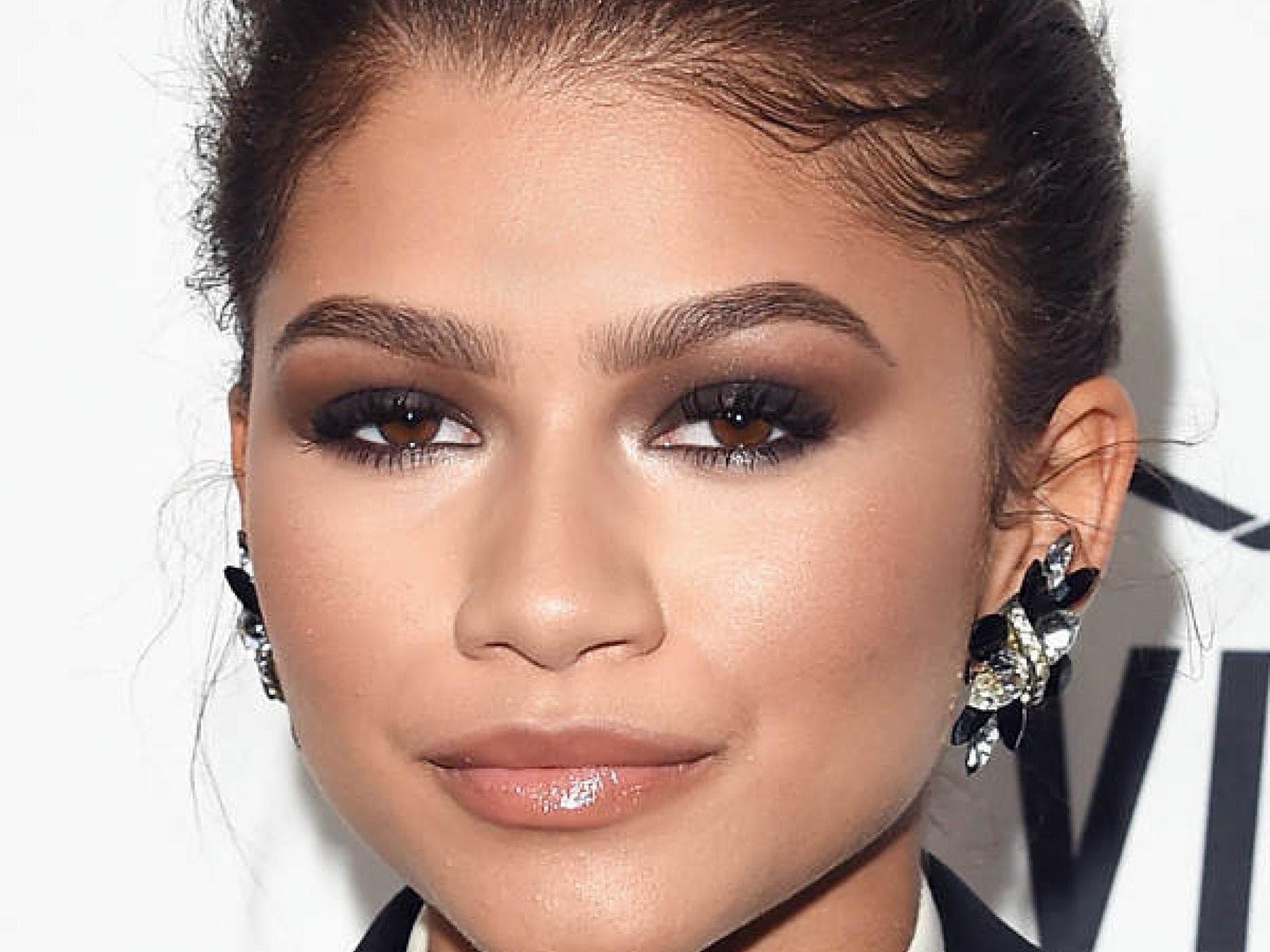Zendaya Coleman mit Augenbrauen