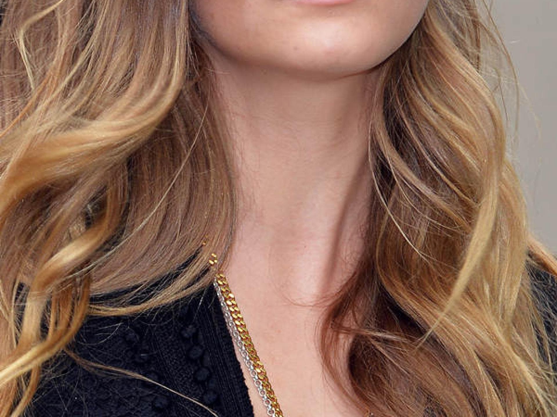 Cara Delevingne mit Augenbrauen
