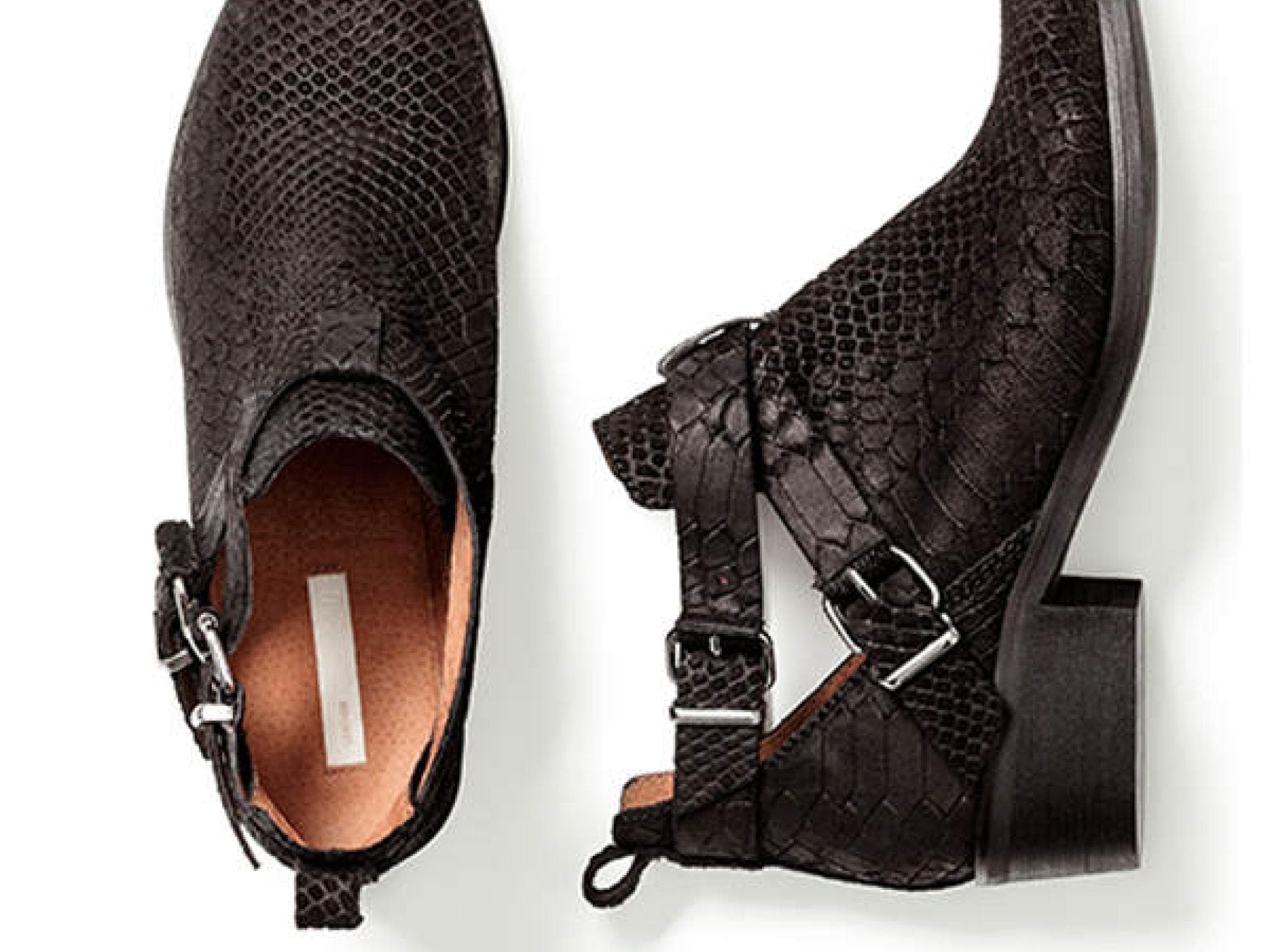 Ankle-Boots mit Cut-Outs