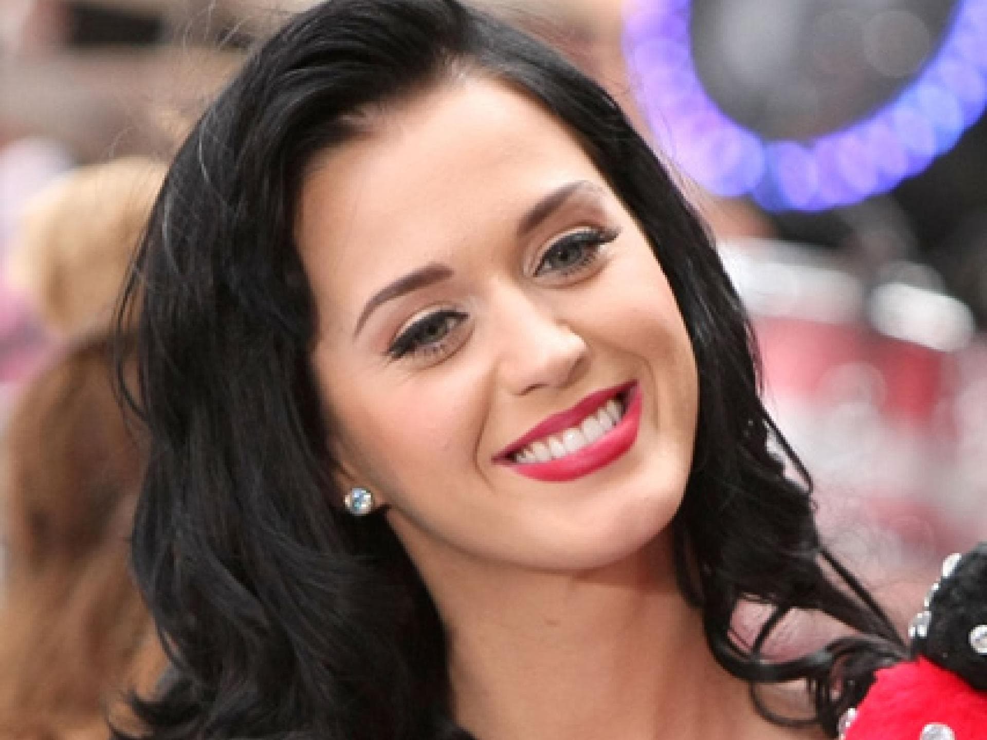 Longpony-Frisur von Katy Perry