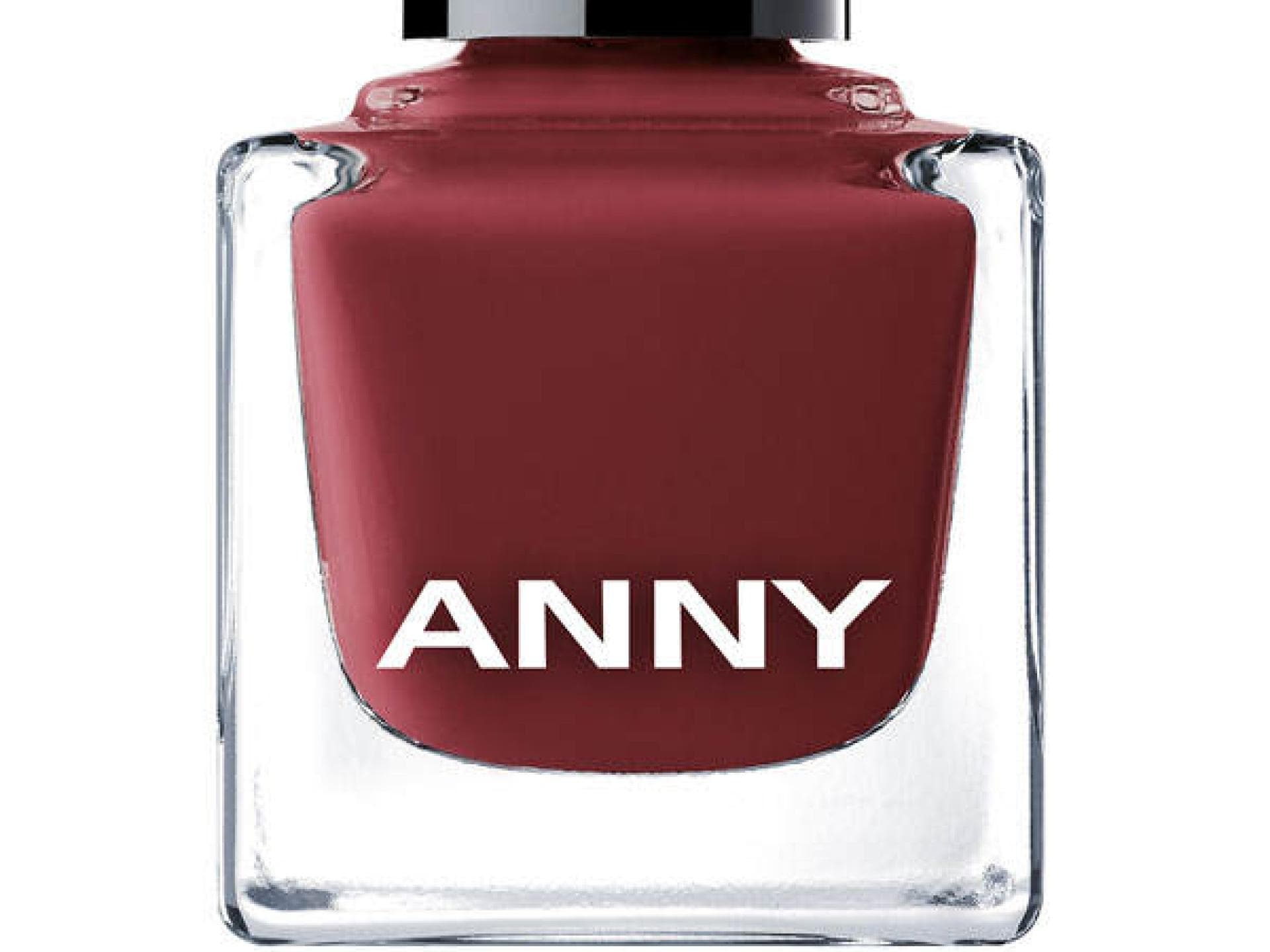 Anny: Industrial Look in Soho Anny: Industrial Look in Soho